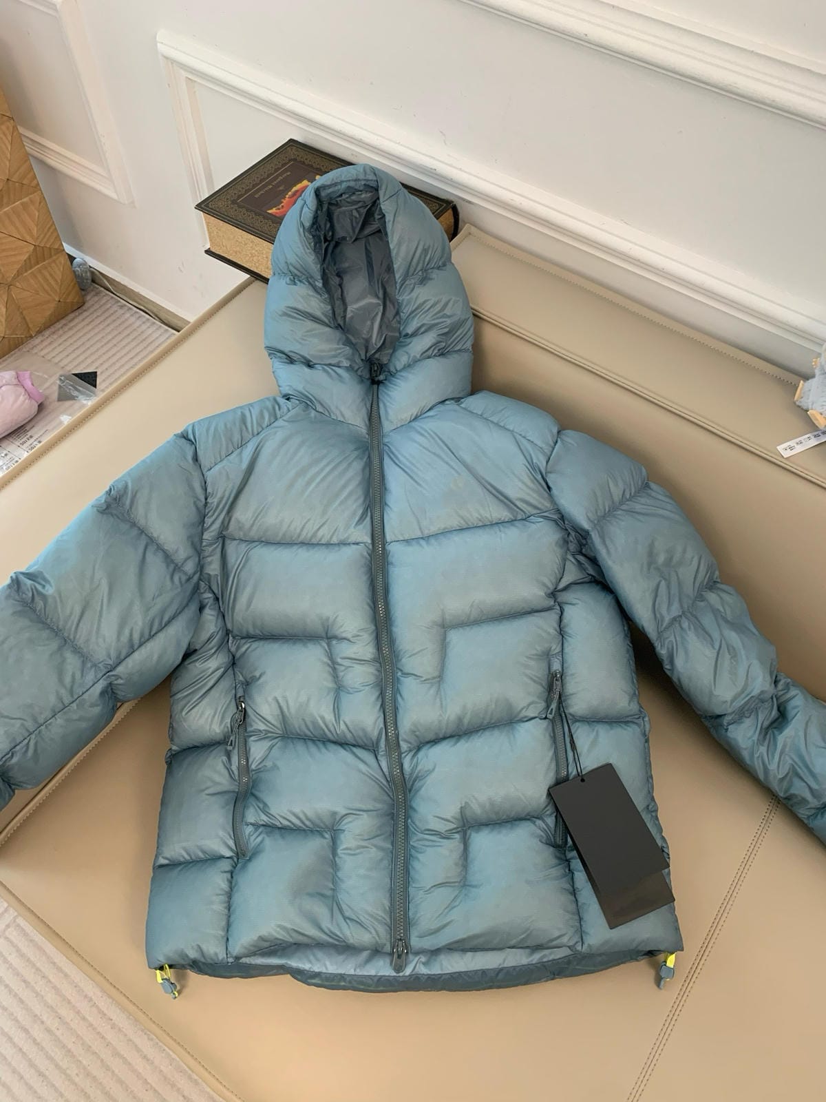 Hooded Duck Down Jacket Unisex Outdoor Warm  Water-proof Woman Man with Pocket