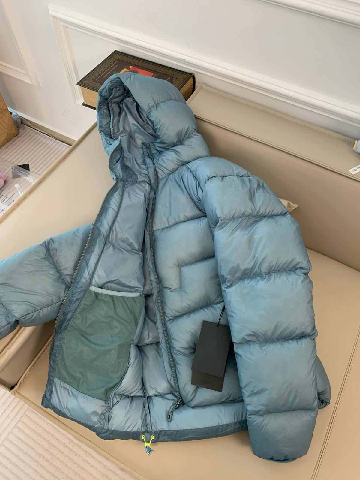 Hooded Duck Down Jacket Unisex Outdoor Warm  Water-proof Woman Man with Pocket