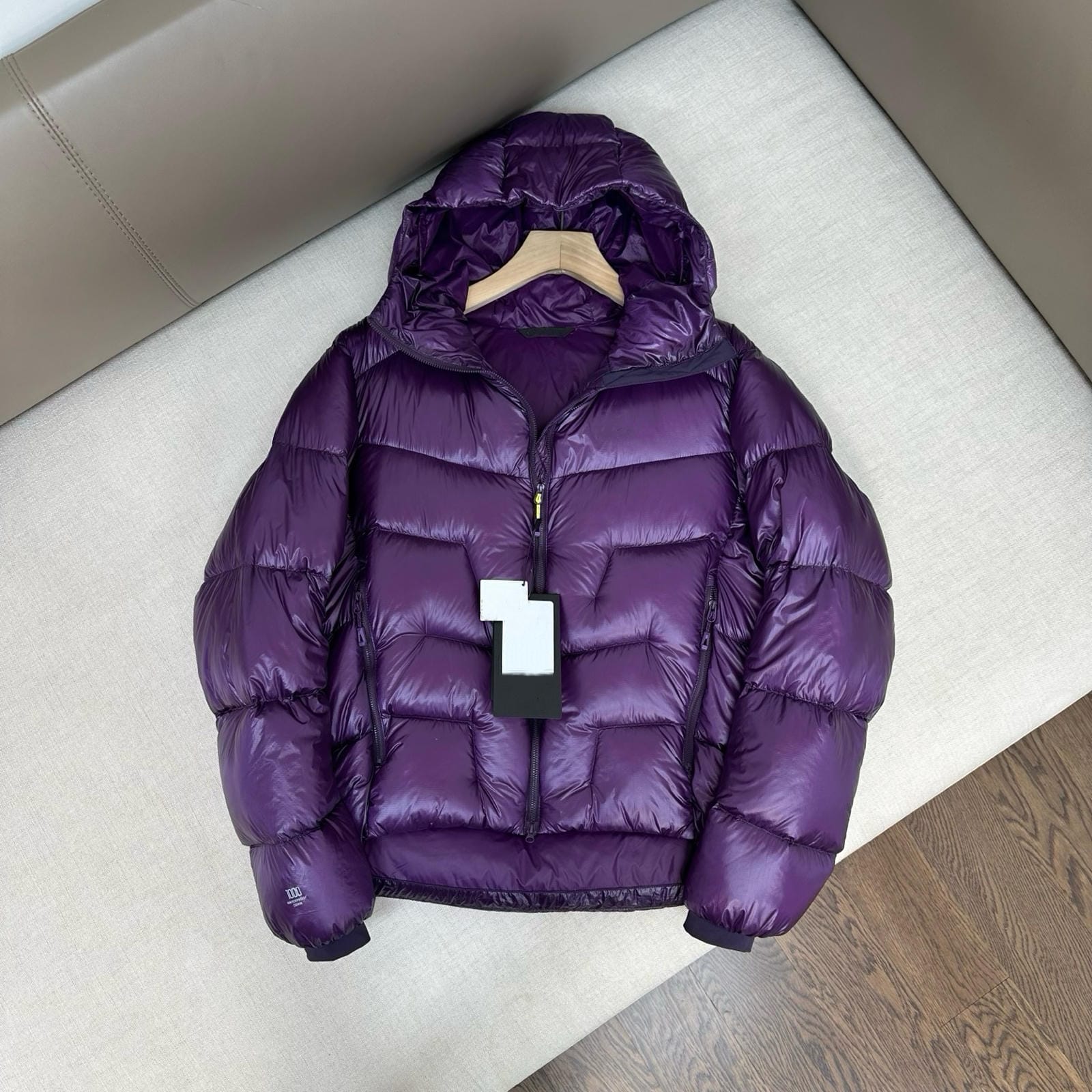 Hooded Duck Down Jacket Unisex Outdoor Warm  Water-proof Woman Man with Pocket
