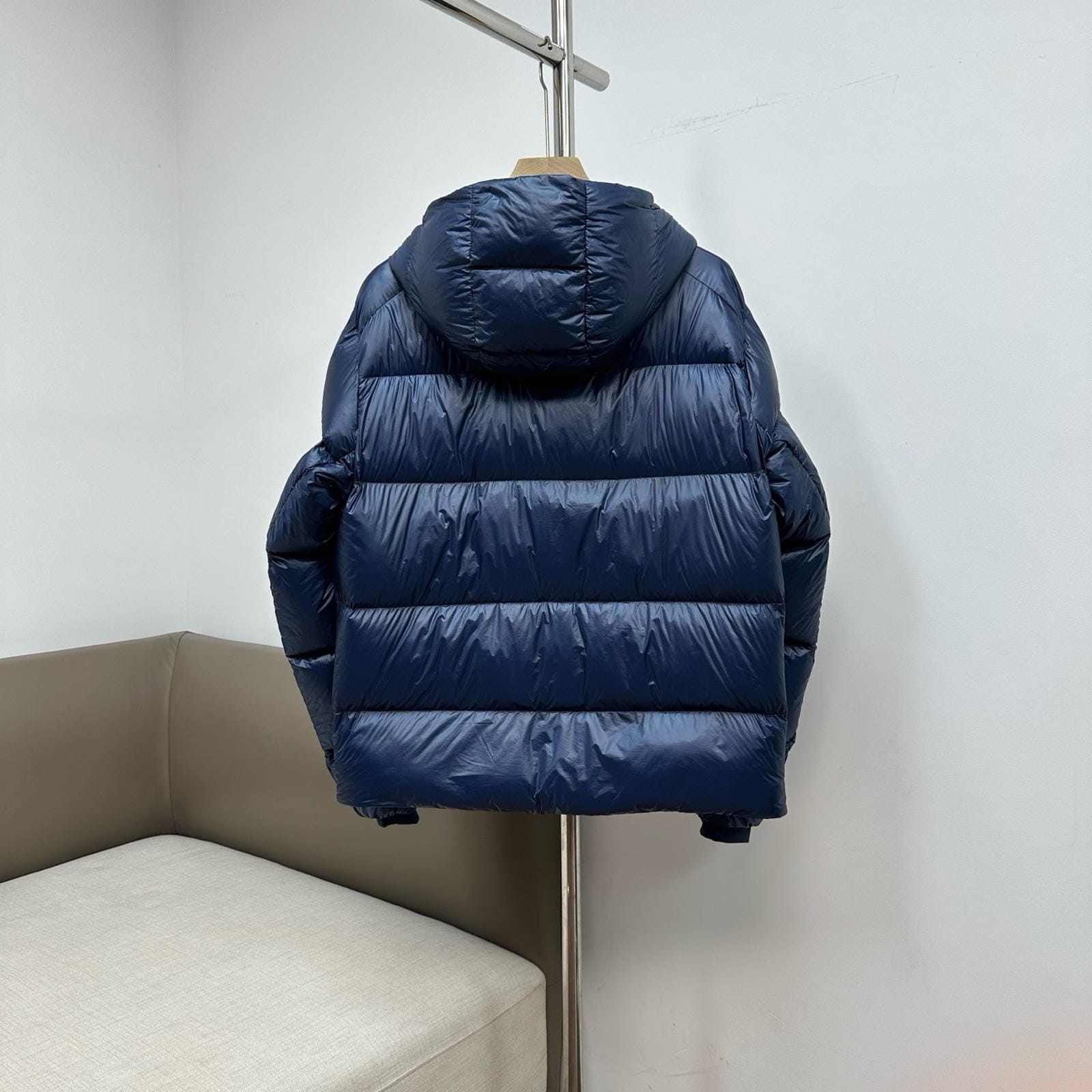 Hooded Duck Down Jacket Unisex Outdoor Warm  Water-proof Woman Man with Pocket
