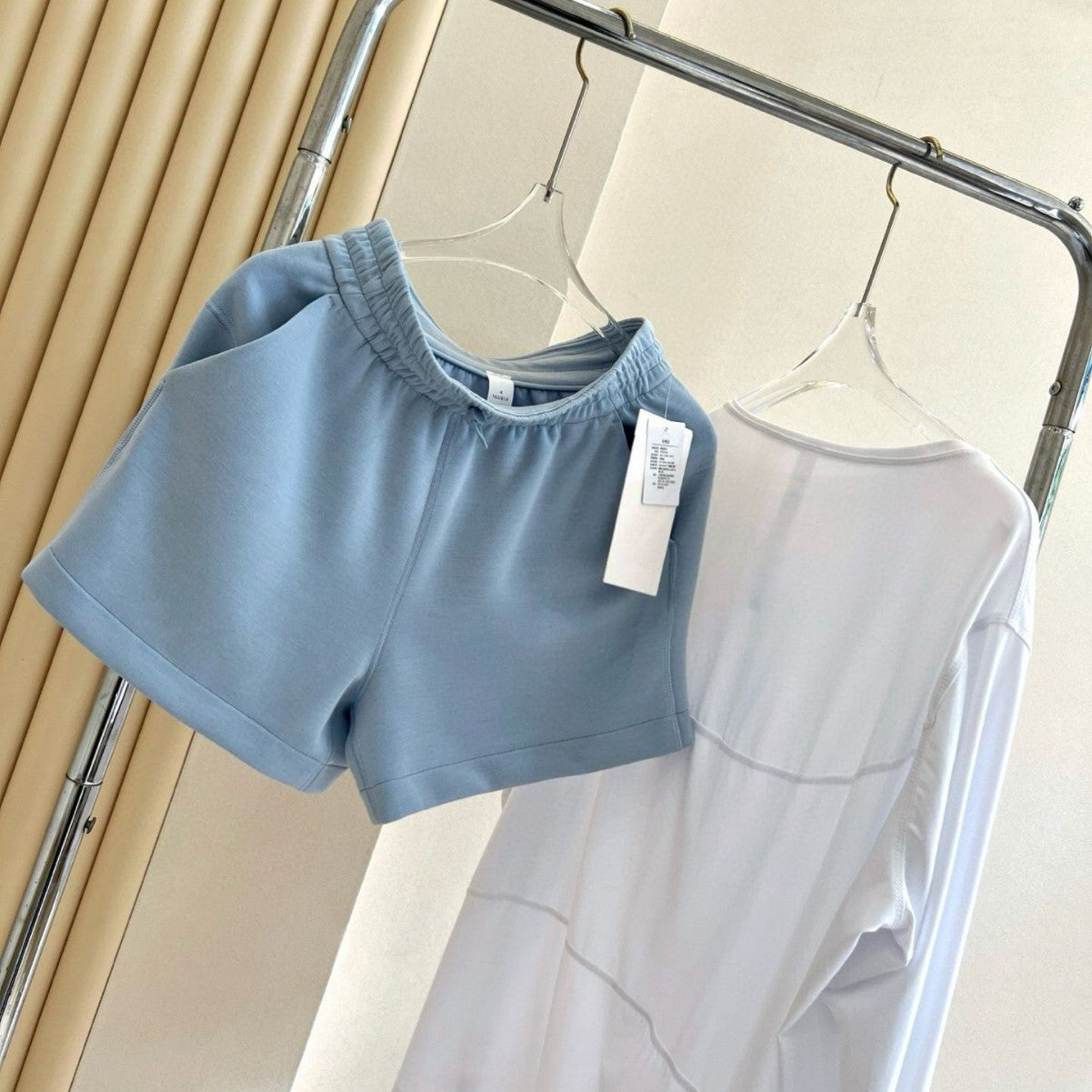 Softstreame Air Layer Movement 4Inch  Magic Pants Casual Loose Versatile Outdoor Summer Yoga Shorts