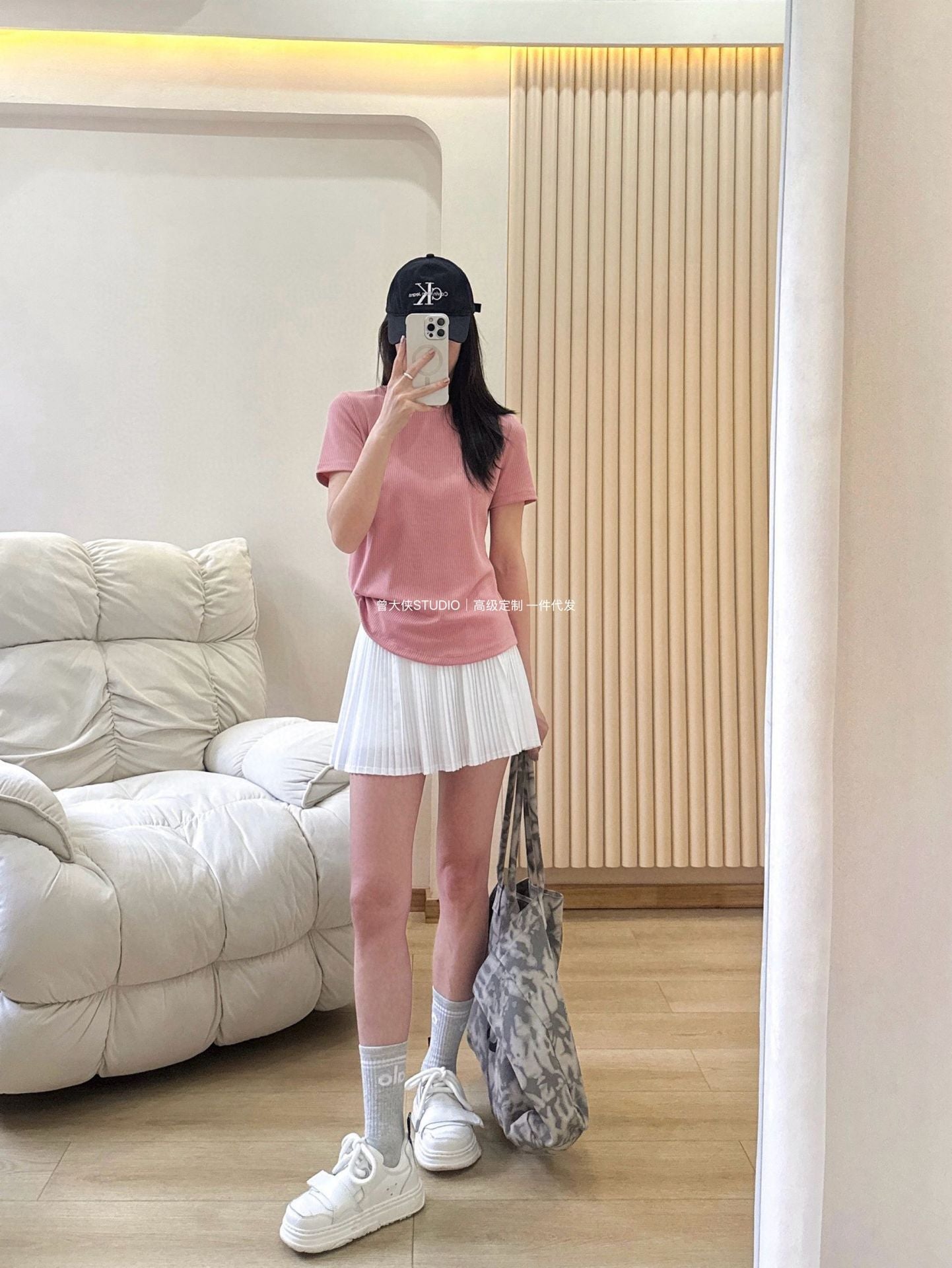 *Alo Curved Hem Short Sleeve25Summer Outdoor Casual Basic Anti-Stripe Versatile Breathable Round Neck Slimming T New T-shirt