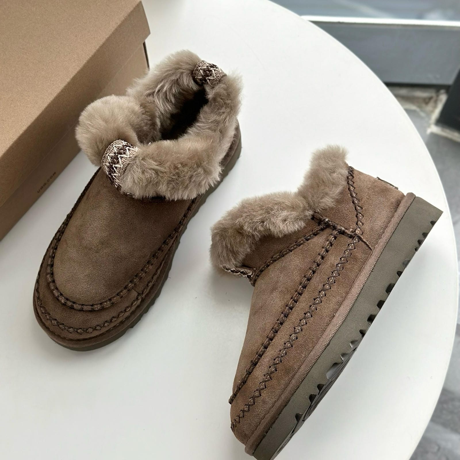 Real Wool Fur Lined Platform Boot Women's Slip-On Sheepskin Boots Anti-Slip Thick Sole Winter Footwear