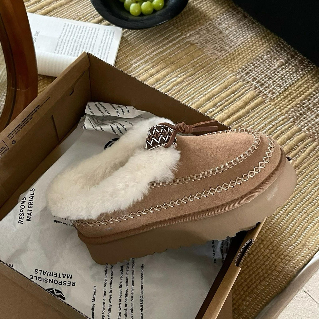 Water-Resistant Suede Platform Snow Boots Cozy Sheepskin Lined Winter Ankle Boot Thick Sole Winter Boots