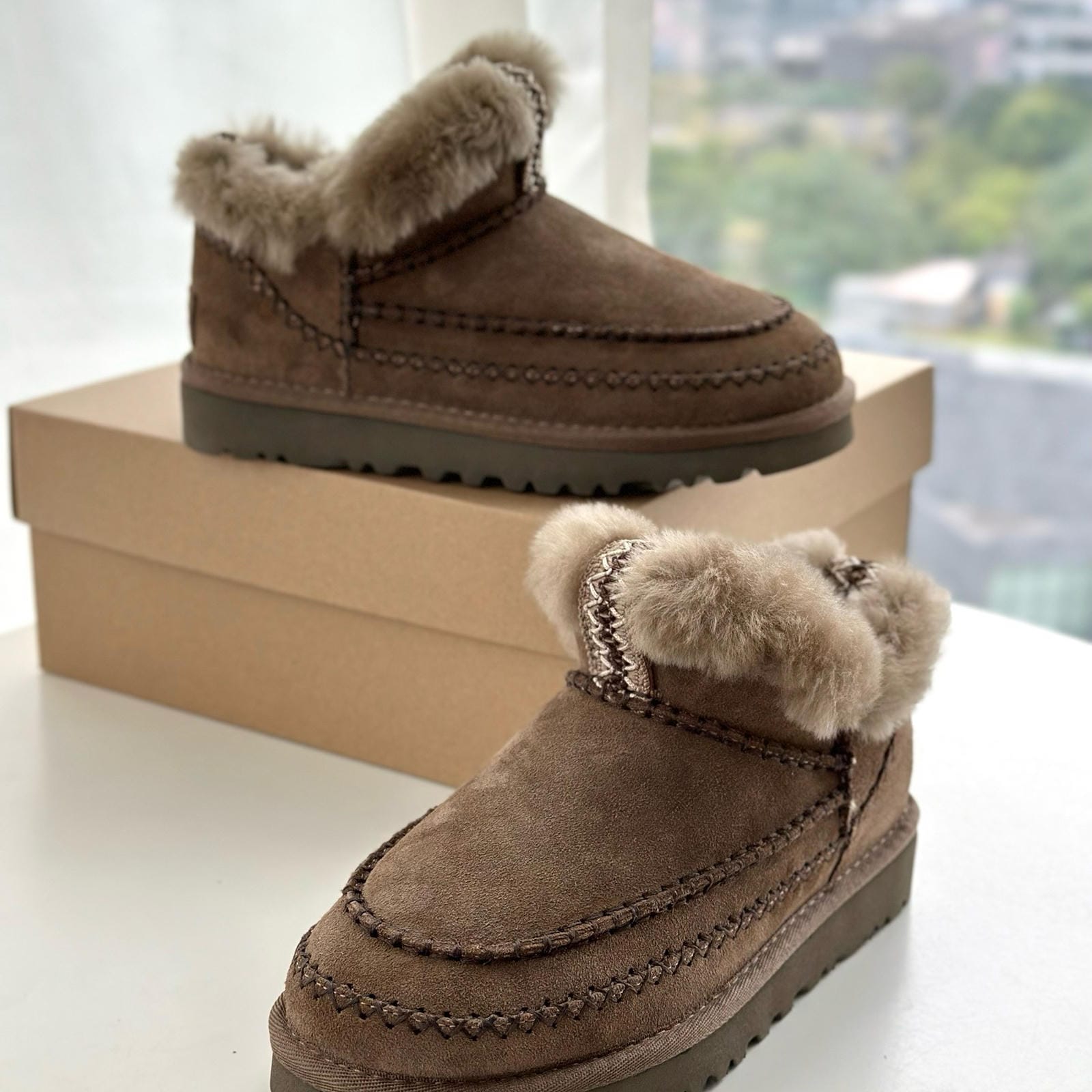 Real Wool Fur Lined Platform Boot Women's Slip-On Sheepskin Boots Anti-Slip Thick Sole Winter Footwear