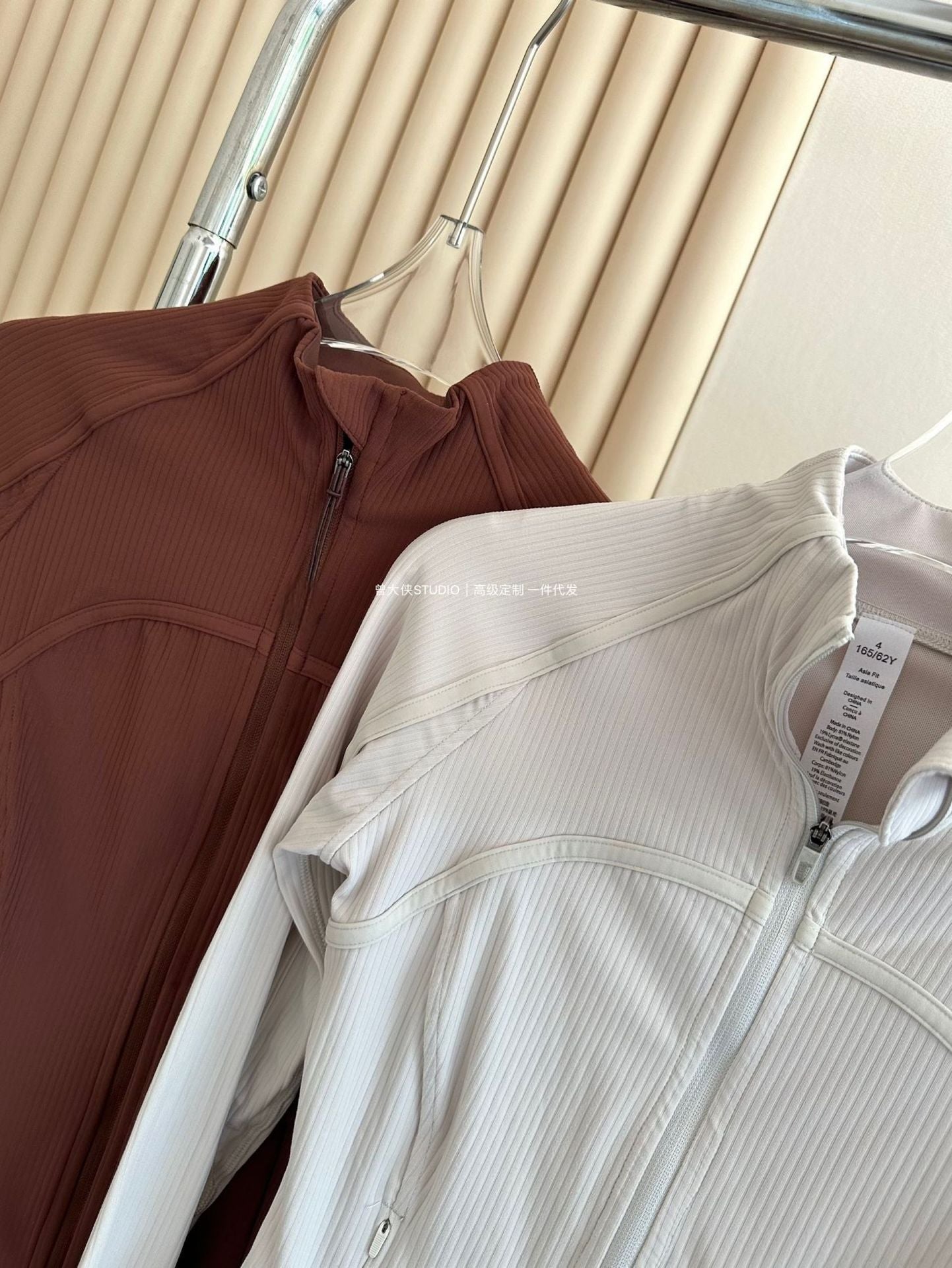 *Define Short Threaded Jacket lulu Yoga clothing for women, slim-fit outdoor fitness sun-protective sports slimming jacket