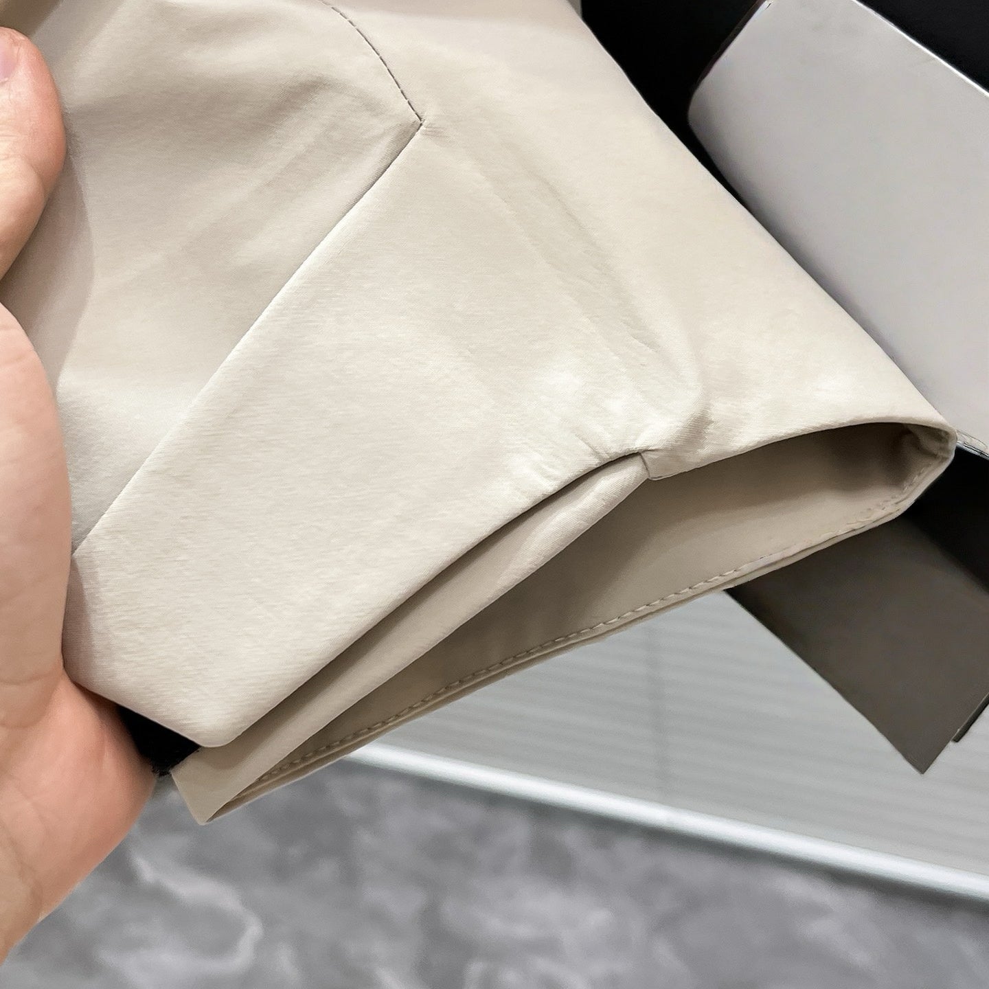 Unisex Waterproof Windproof Anti-Wrinkle Hardshell Jacket All-Weather Easy Care