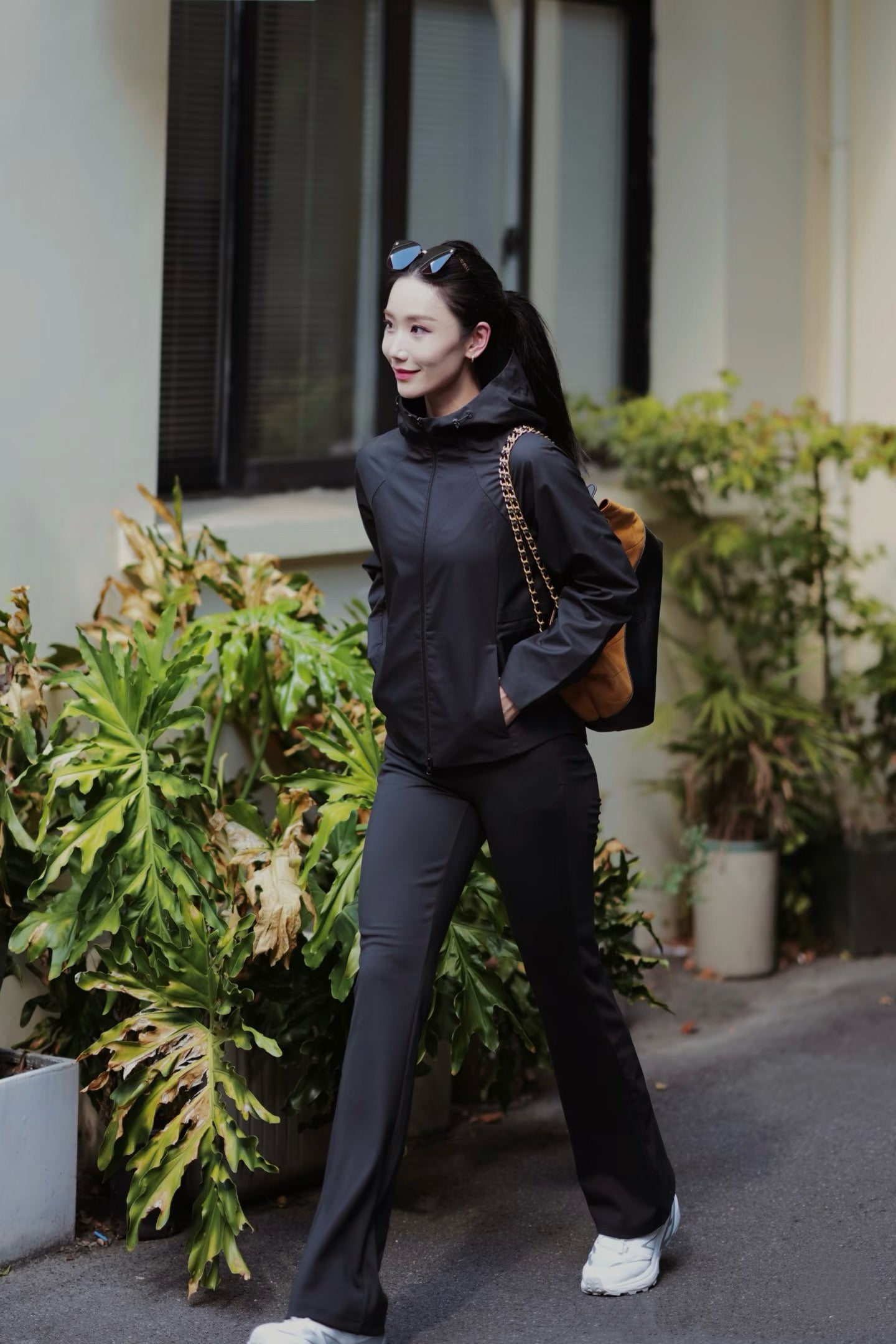 Women's Black High-Waist Stretchy Moisture-Wicking Activewear Pants