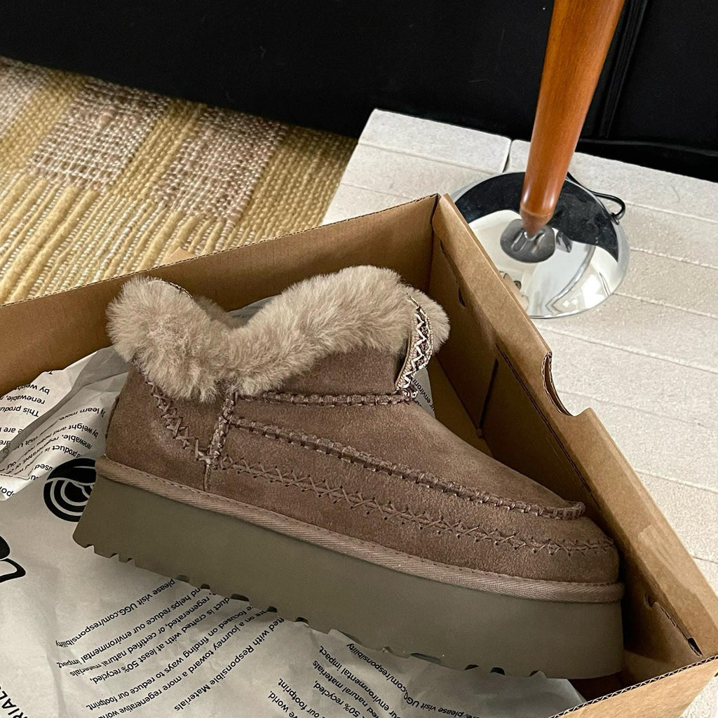 Real Wool Fur Lined Platform Boot Women's Slip-On Sheepskin Boots Anti-Slip Thick Sole Winter Footwear