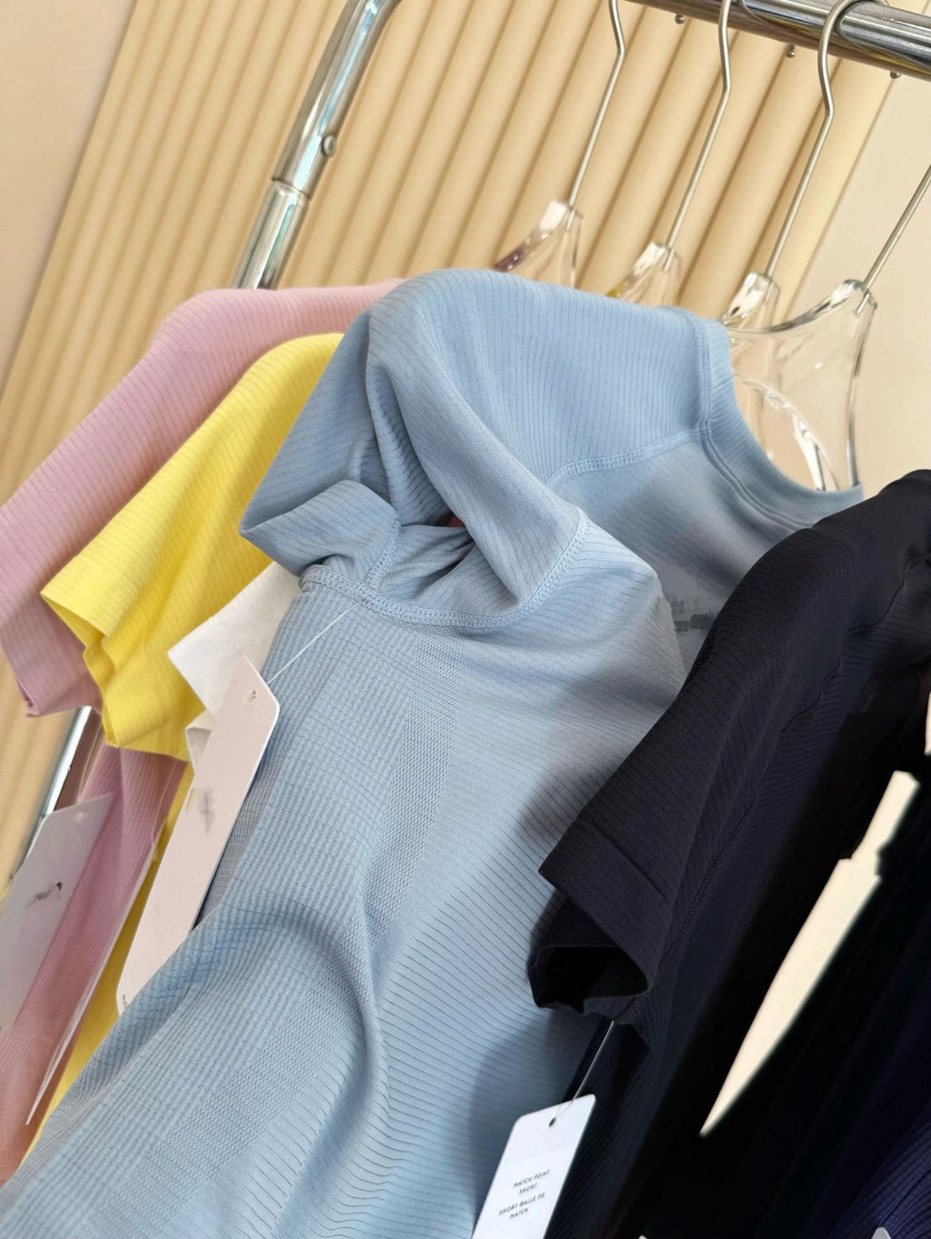 *ALO Nude Seamless Running Short Sleeve Summer Quick-Dry Sports Fitness Running Training Breathable Yoga One-Piece Fabric T