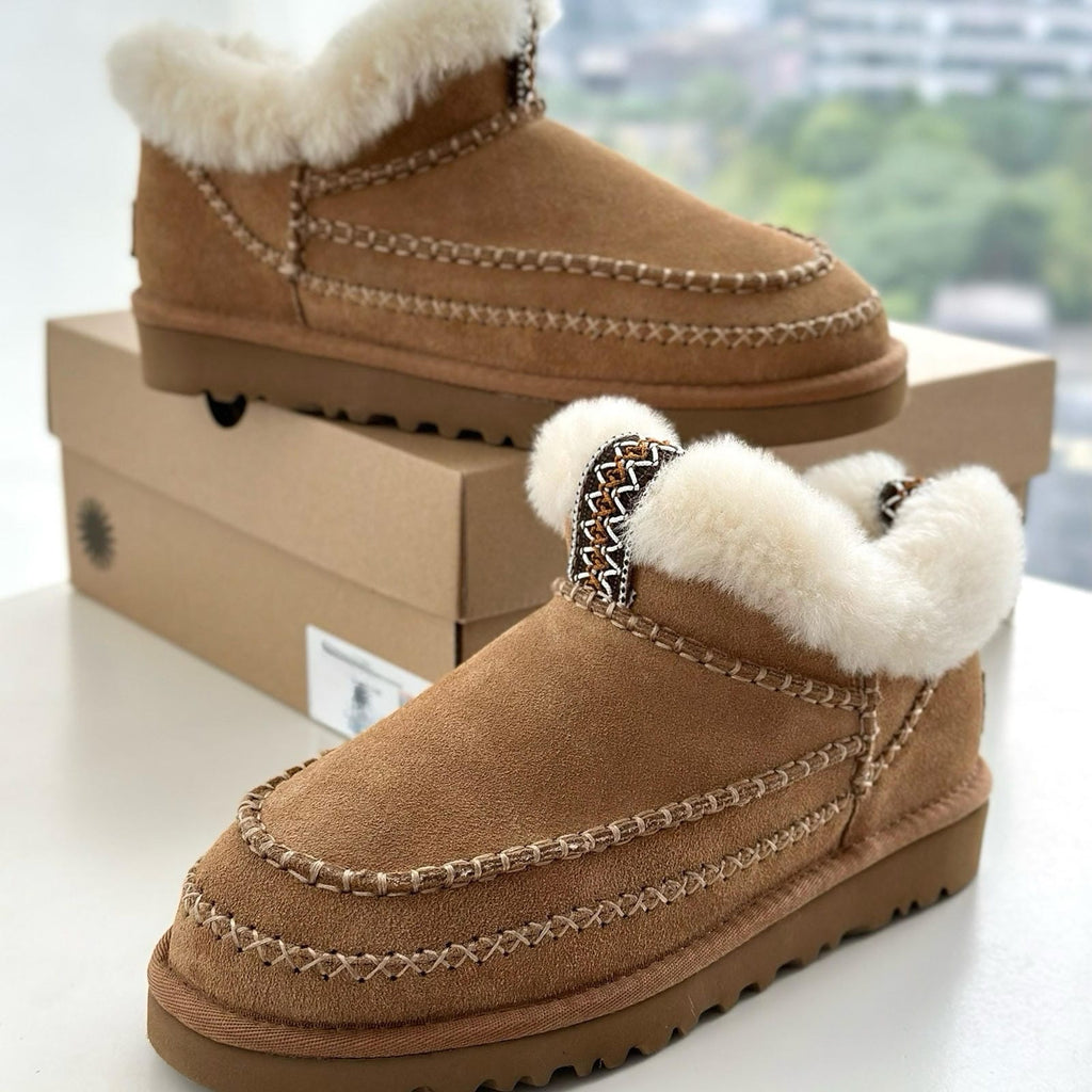 Real Wool Fur Lined Platform Boot Women's Slip-On Sheepskin Boots Anti-Slip Thick Sole Winter Footwear