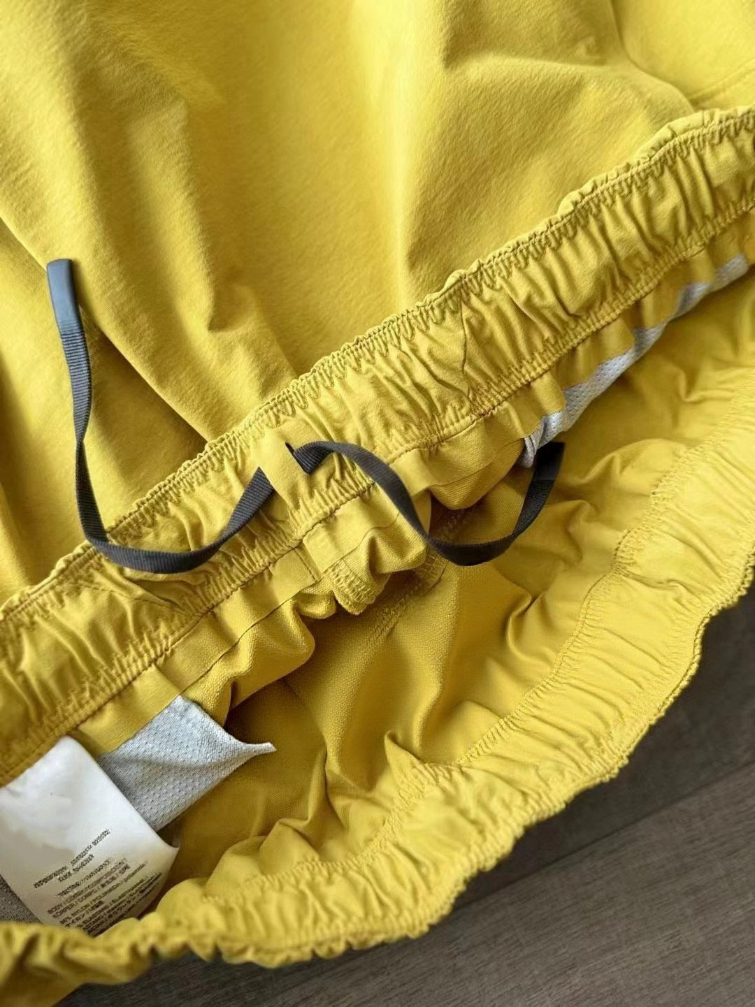 Unisex Lightweight Waterproof Reflective Yellow Outdoor Jacket Quick-Drying