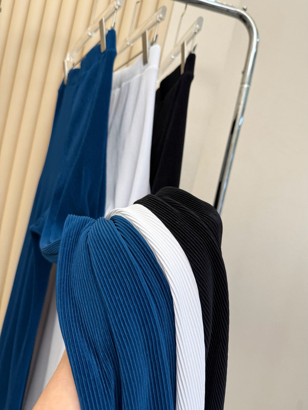 *Alo Higt Waist High Waist Organ Pleated Wide Leg Pants Soft Loose Slimming Pants Casual Lazy Floor Length