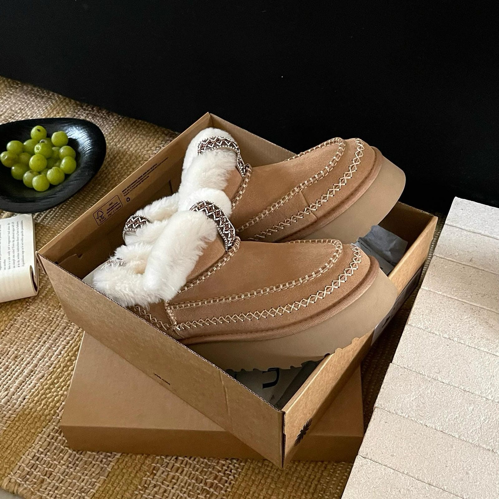 Real Wool Fur Lined Platform Boot Women's Slip-On Sheepskin Boots Anti-Slip Thick Sole Winter Footwear