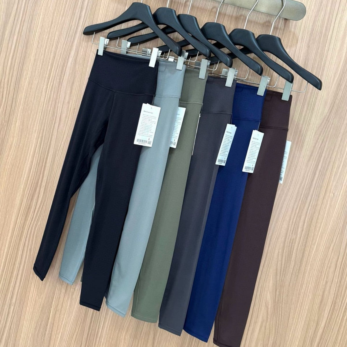 Signature 7/8 High-Waisted Yoga Pants – Authentic Lycra Fabric with Slimming Fit – Premium Versatile Workout Leggings in 6 Essential Colors