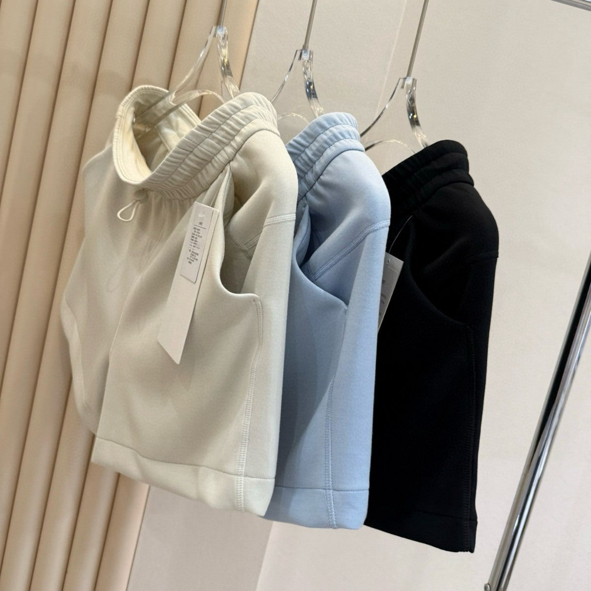 Softstreame Air Layer Movement 4Inch  Magic Pants Casual Loose Versatile Outdoor Summer Yoga Shorts