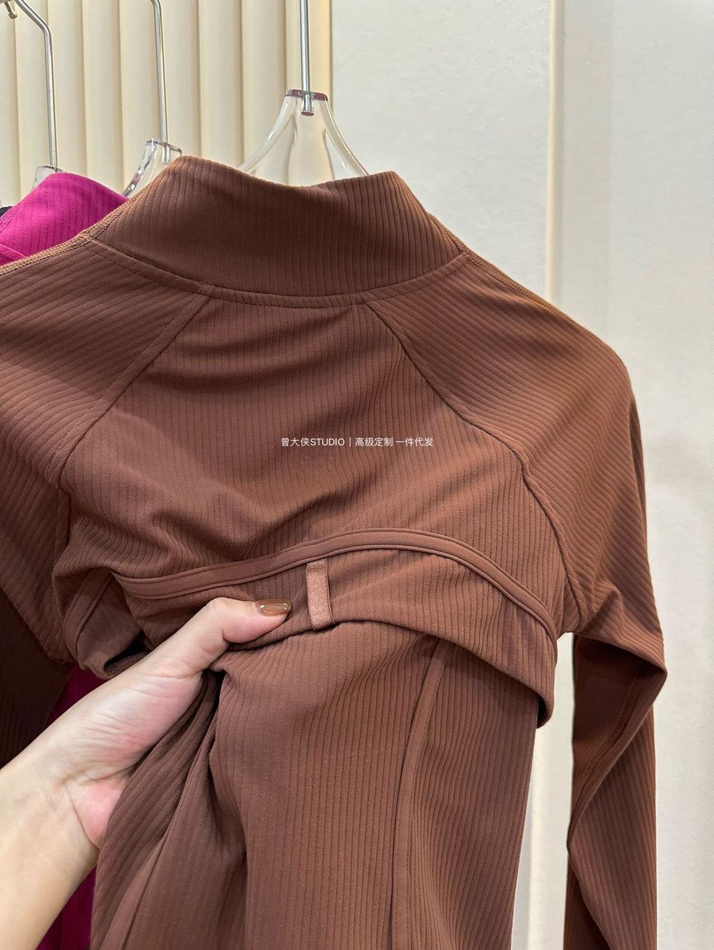 *Define Short Threaded Jacket lulu Yoga clothing for women, slim-fit outdoor fitness sun-protective sports slimming jacket