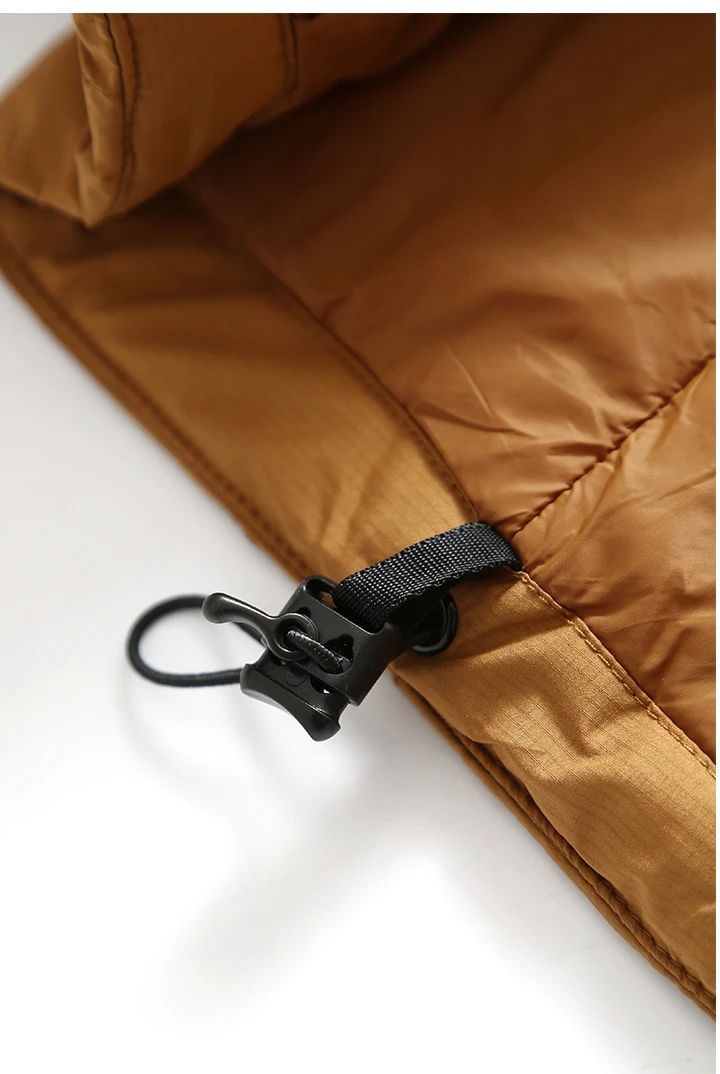 Winter Men's Women's  Unisex Lightweight Cotton Jacket Water-Resistant Hooded Design Windproof Warm Cotton Coat Fashion Trendy Men's Outerwear Lightweight Thermal  Cotton-Padded