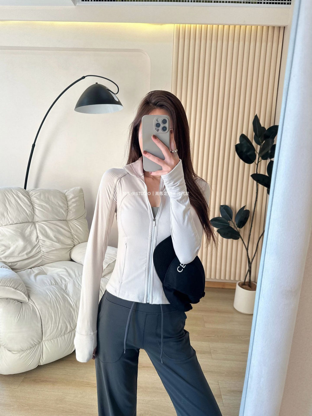 *Define Short Threaded Jacket lulu Yoga clothing for women, slim-fit outdoor fitness sun-protective sports slimming jacket