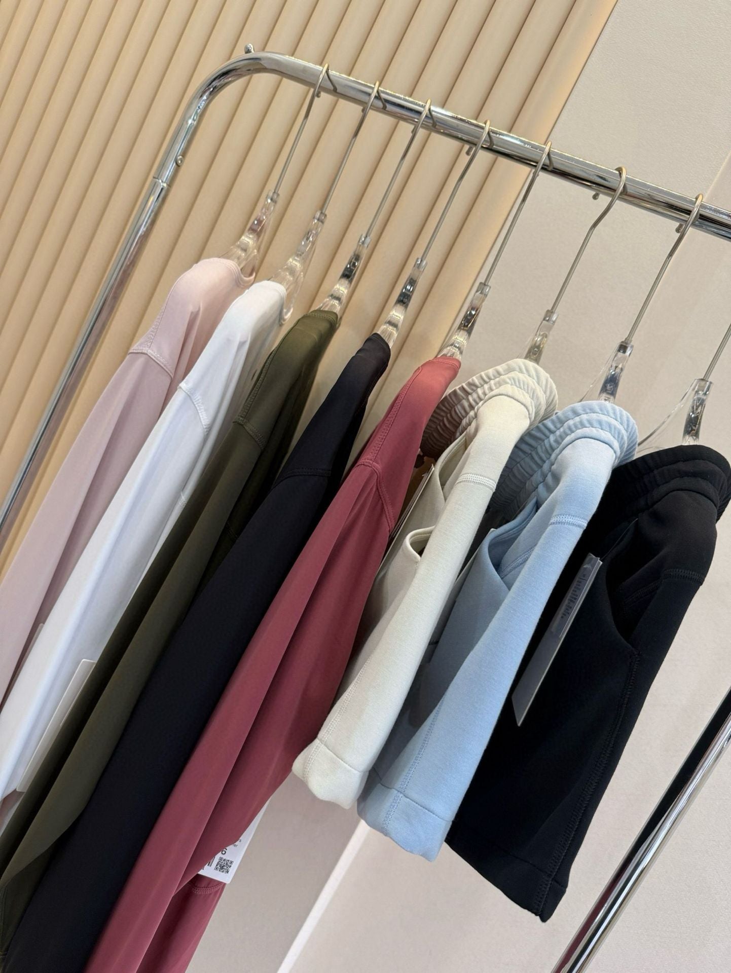 Softstreame Air Layer Movement 4Inch  Magic Pants Casual Loose Versatile Outdoor Summer Yoga Shorts