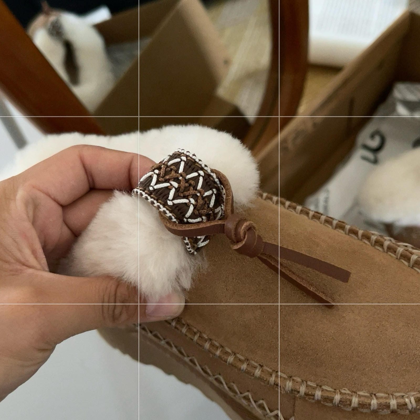 Water-Resistant Suede Platform Snow Boots Cozy Sheepskin Lined Winter Ankle Boot Thick Sole Winter Boots