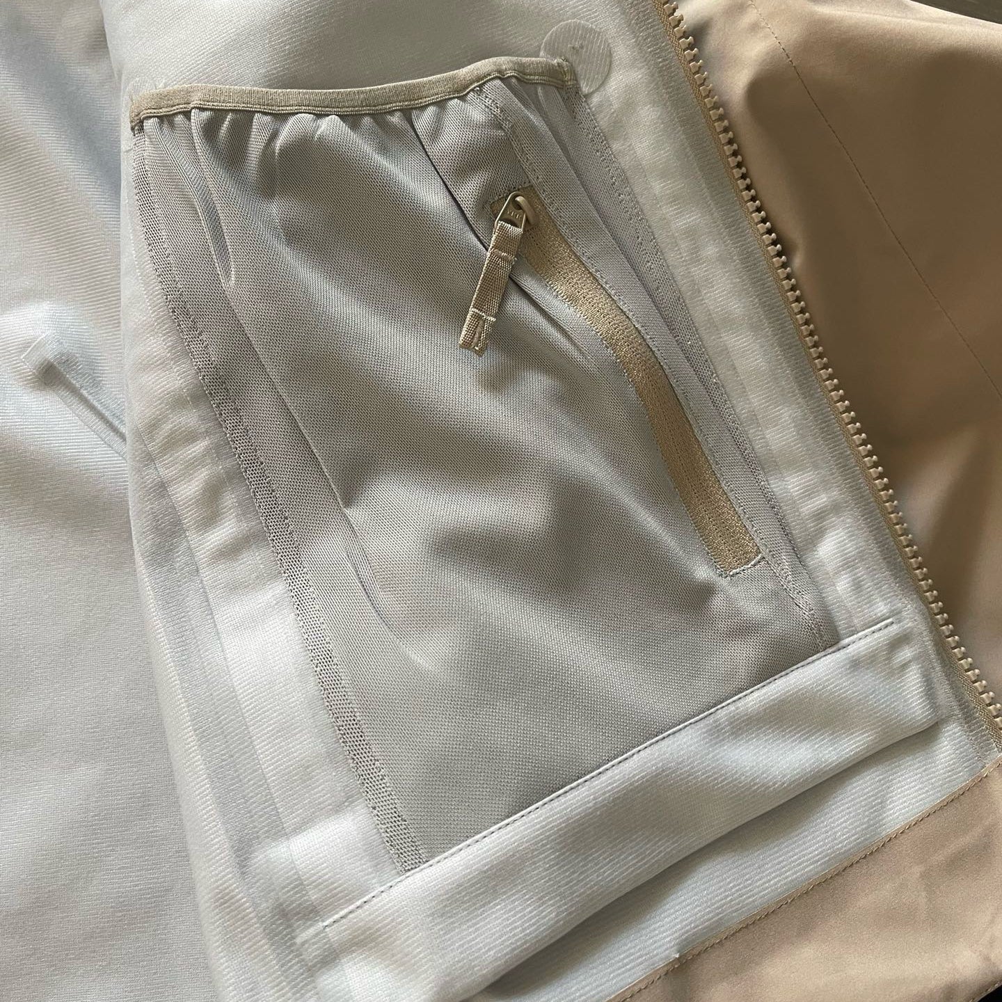 Unisex Waterproof Windproof Anti-Wrinkle Hardshell Jacket All-Weather Easy Care