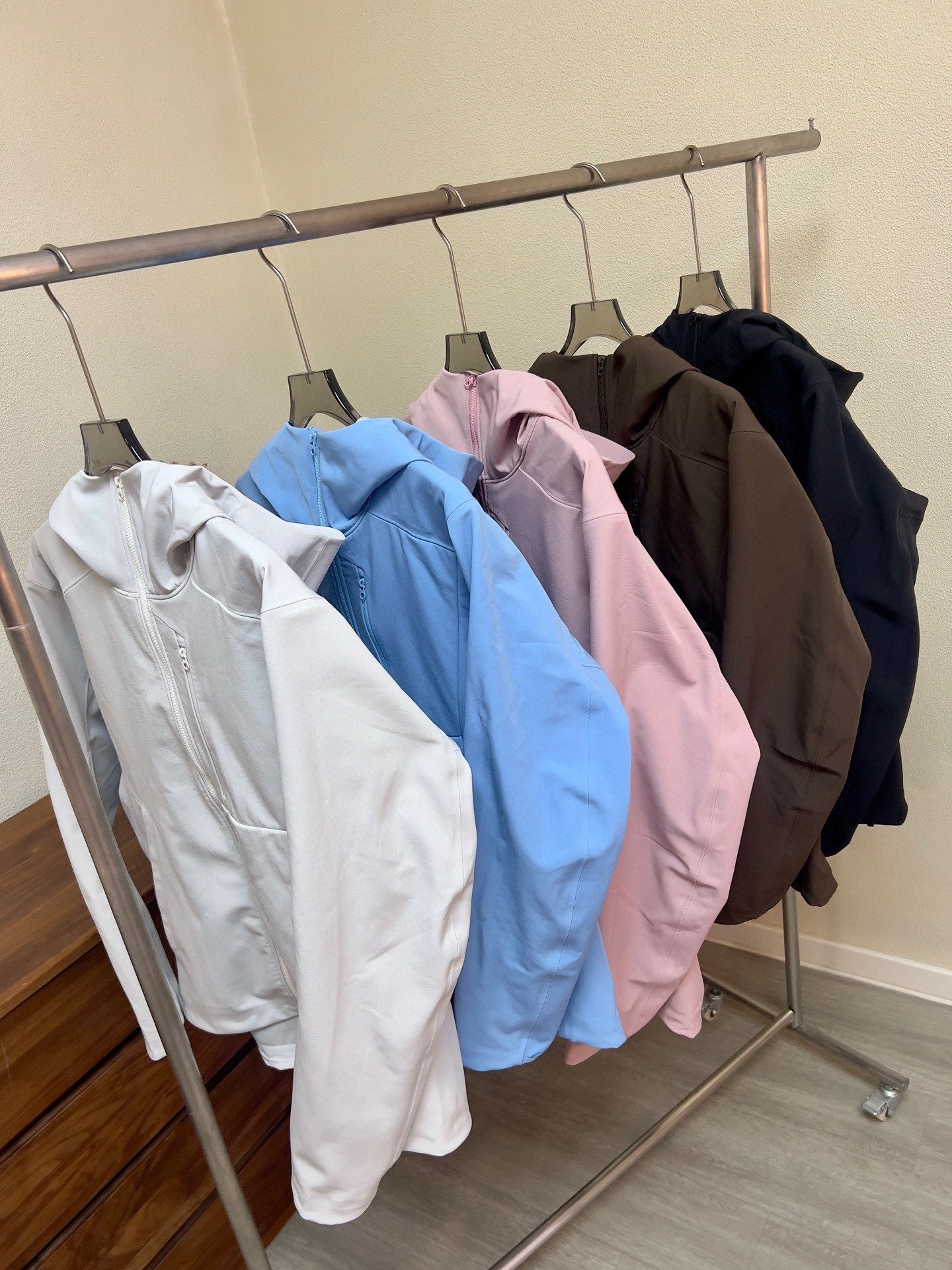 Women's Waterproof Softshell Jacket Windproof Breathable Outdoor Coat