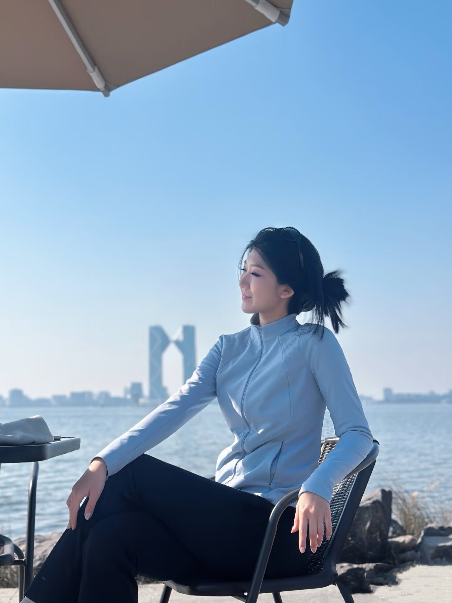 Women's Black High-Waist Stretchy Moisture-Wicking Activewear Pants