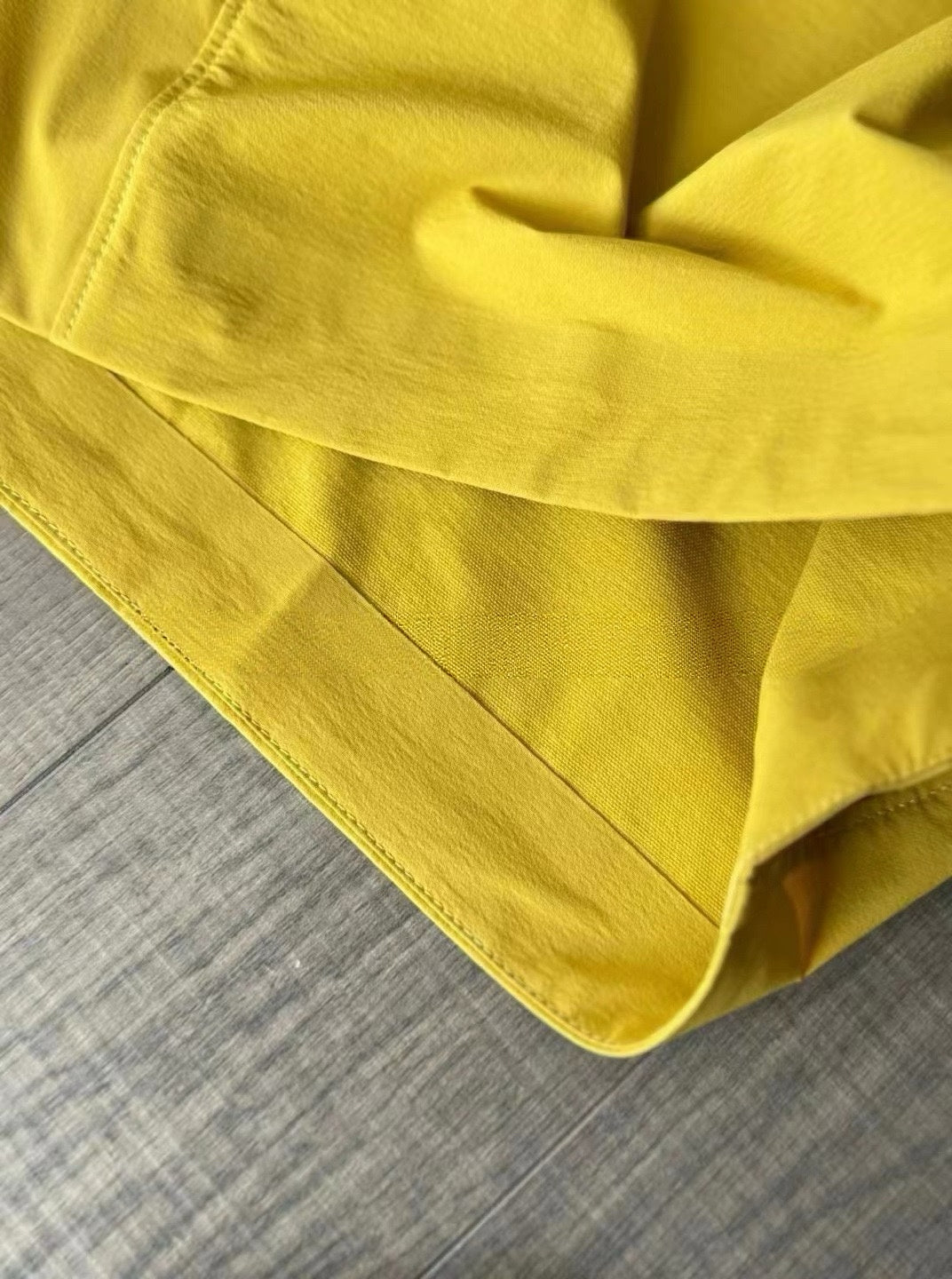Unisex Lightweight Waterproof Reflective Yellow Outdoor Jacket Quick-Drying