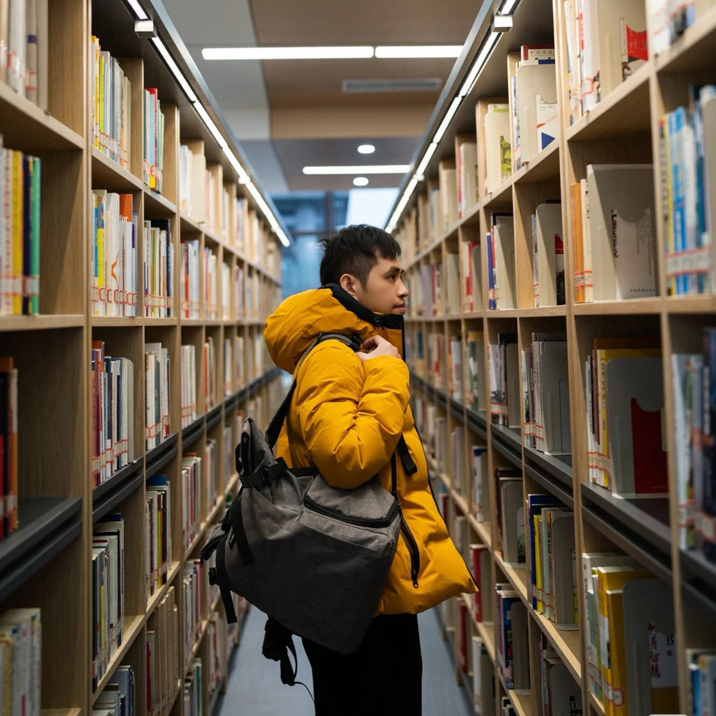 Flix and Ponyo Men's/Women's Waterproof Hooded Duck Down Puffer Jacket for Winter Outdoor Sports Unisex