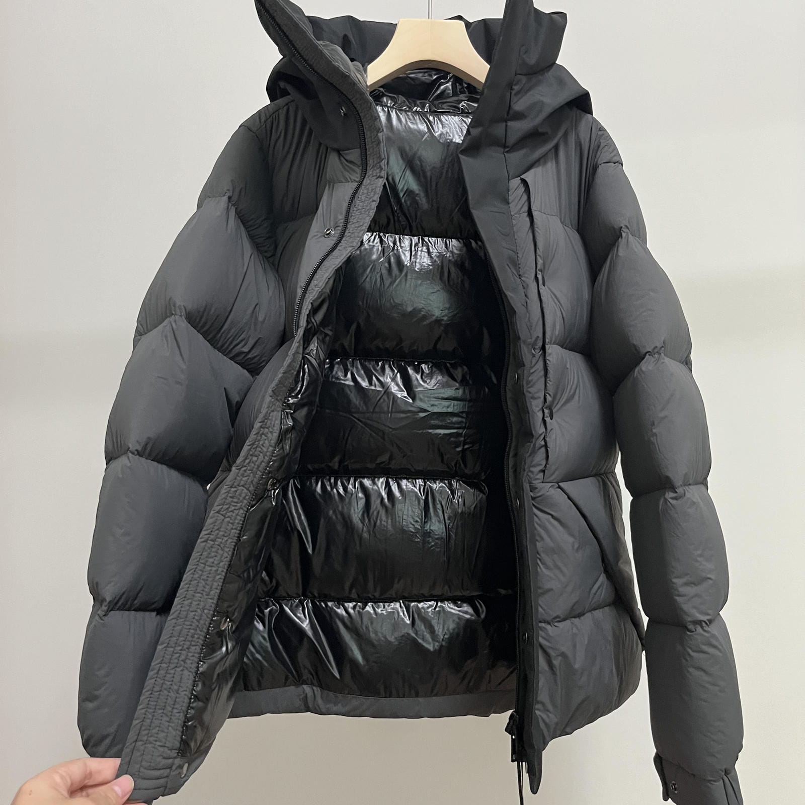 Goose Down Jacket Coat Warm Black Dark Color Unisex Hooded 850FP Toasty Cozy Soft Downy Lightweight model 2319