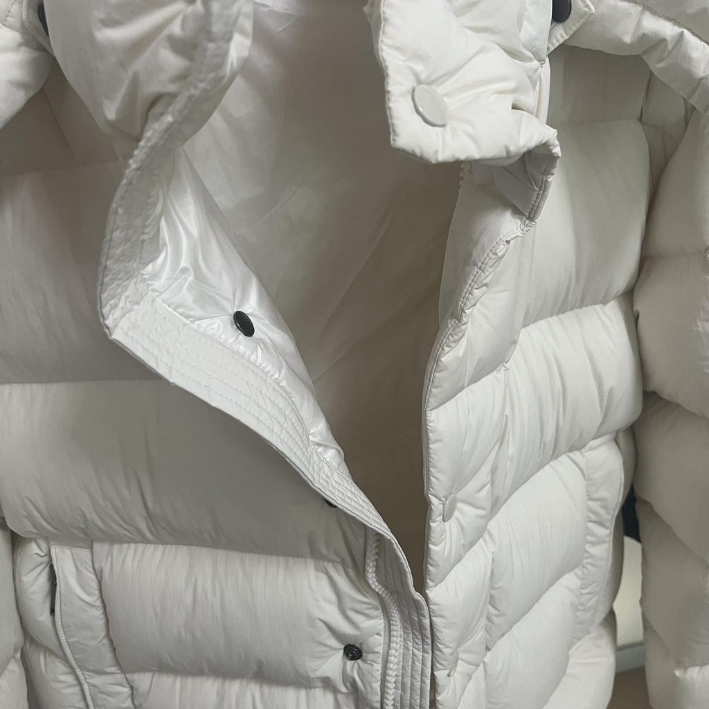 Goose Down Jacket Puffy Fluffy Warm Woman Easy Clean With Hood Lightweight 850FP model 3017