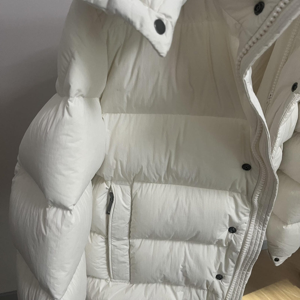 Goose Down Jacket Puffy Fluffy Warm Woman Easy Clean With Hood Lightweight 850FP model 3017