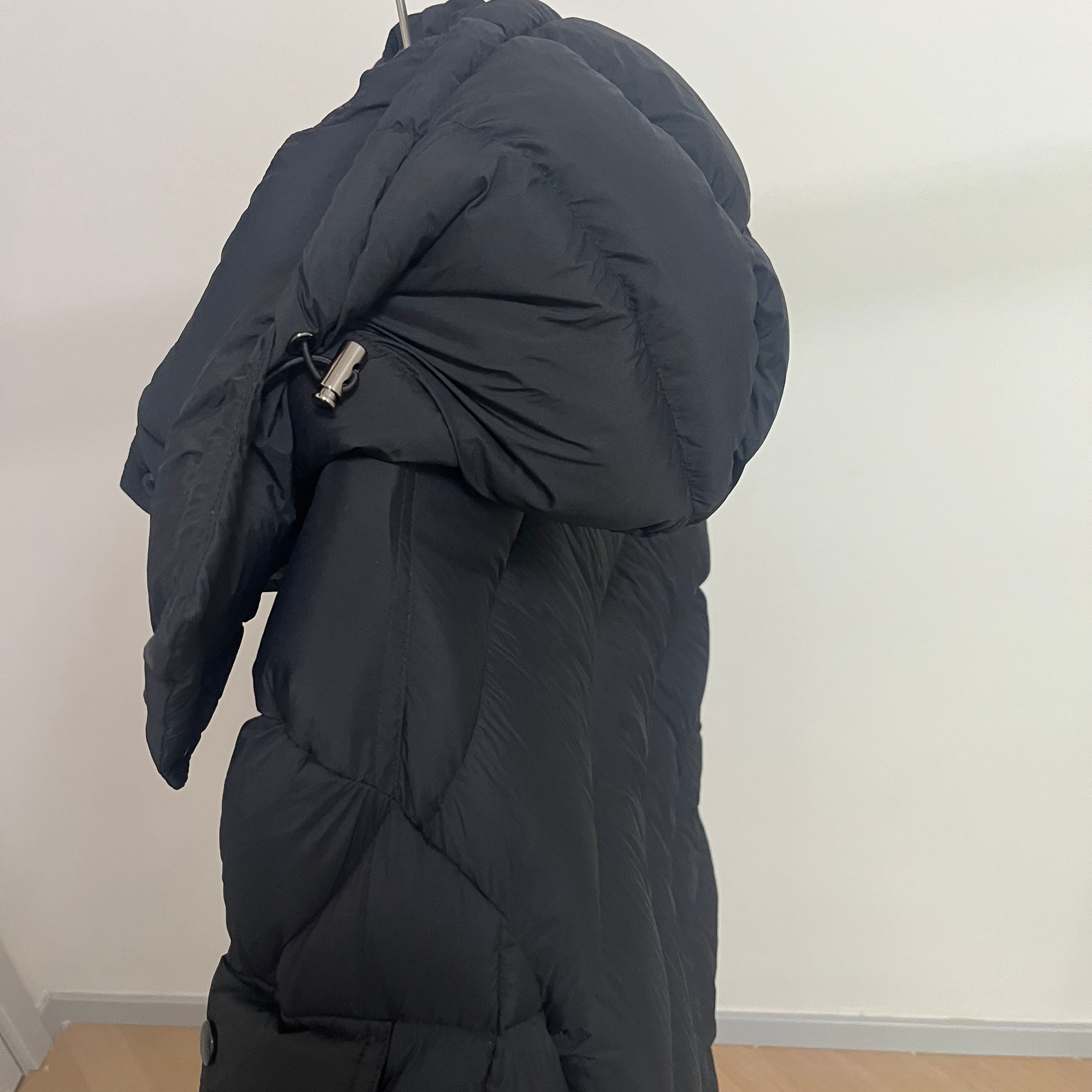 Goose Down Jacket Puffy Fluffy Warm Unisex Woman Man Easy Clean With Hood Lightweight 850FP model 3017