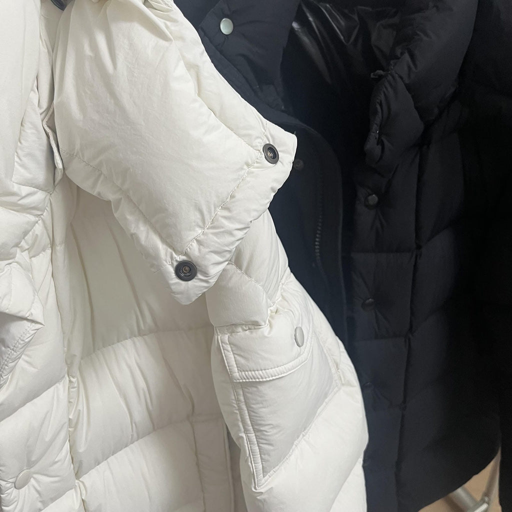 Goose Down Jacket Puffy Fluffy Warm Woman Easy Clean With Hood Lightweight 850FP model 3017