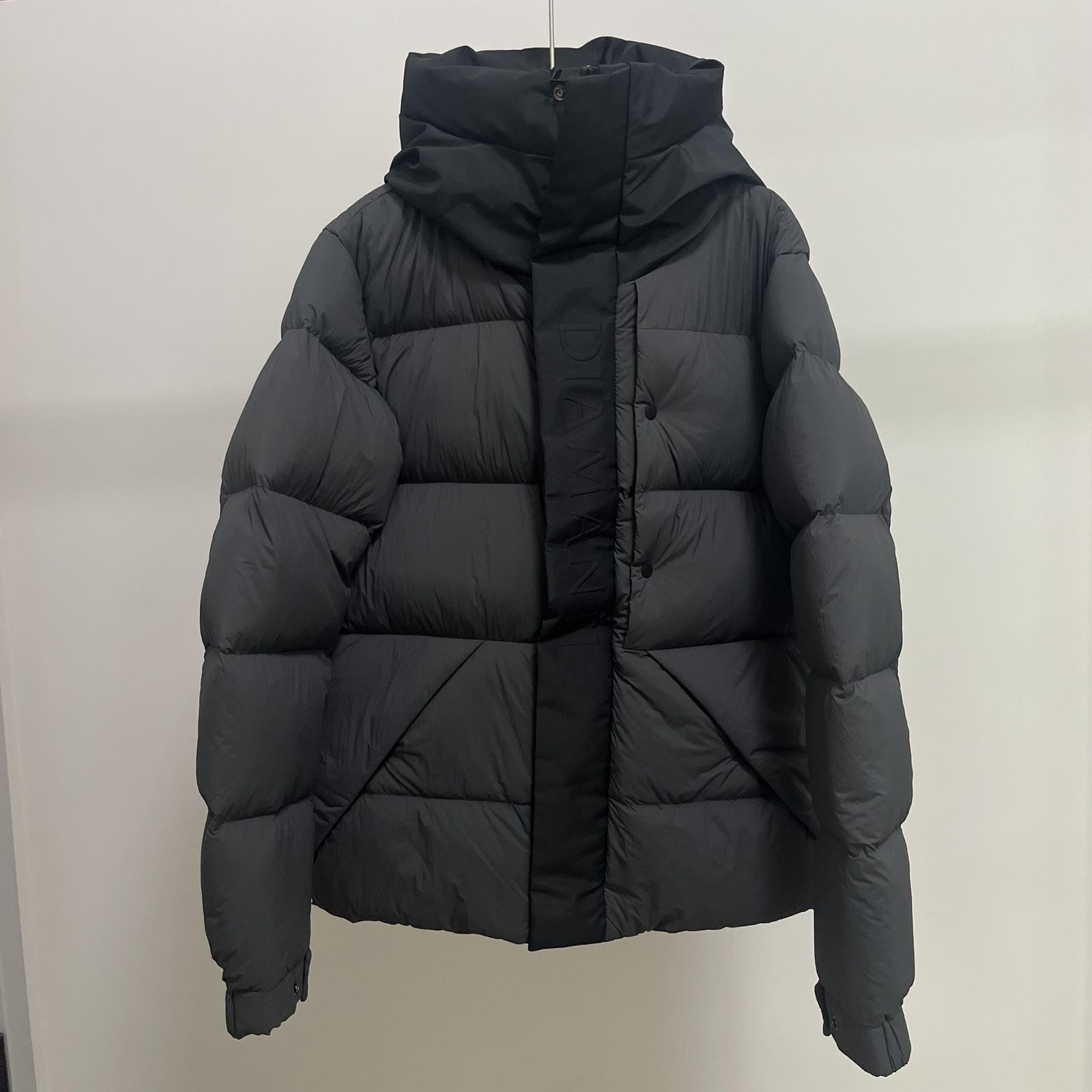 Goose Down Jacket Coat Warm Black Dark Color Unisex Hooded 850FP Toasty Cozy Soft Downy Lightweight model 2319