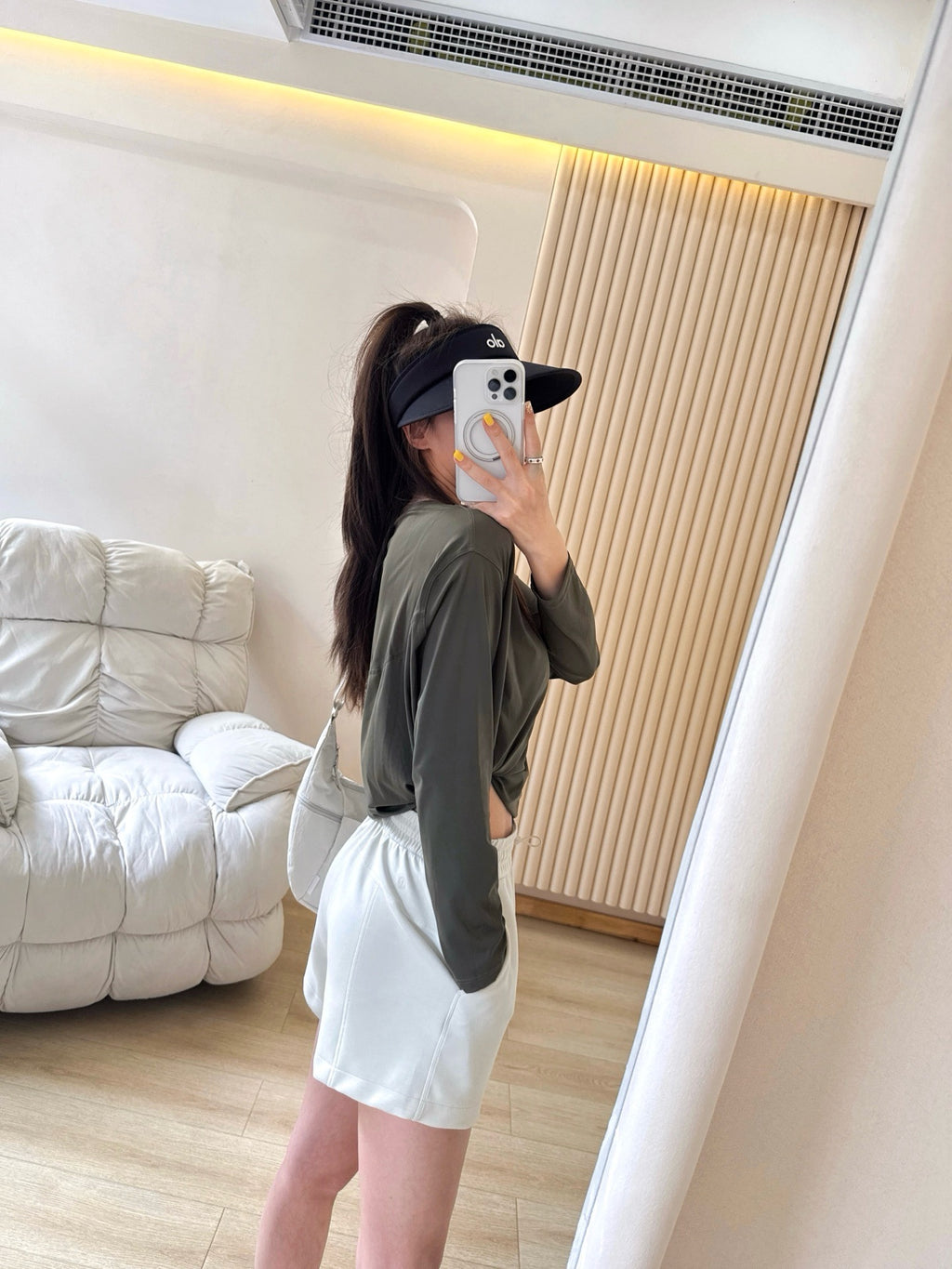 Softstreame Air Layer Movement 4Inch  Magic Pants Casual Loose Versatile Outdoor Summer Yoga Shorts