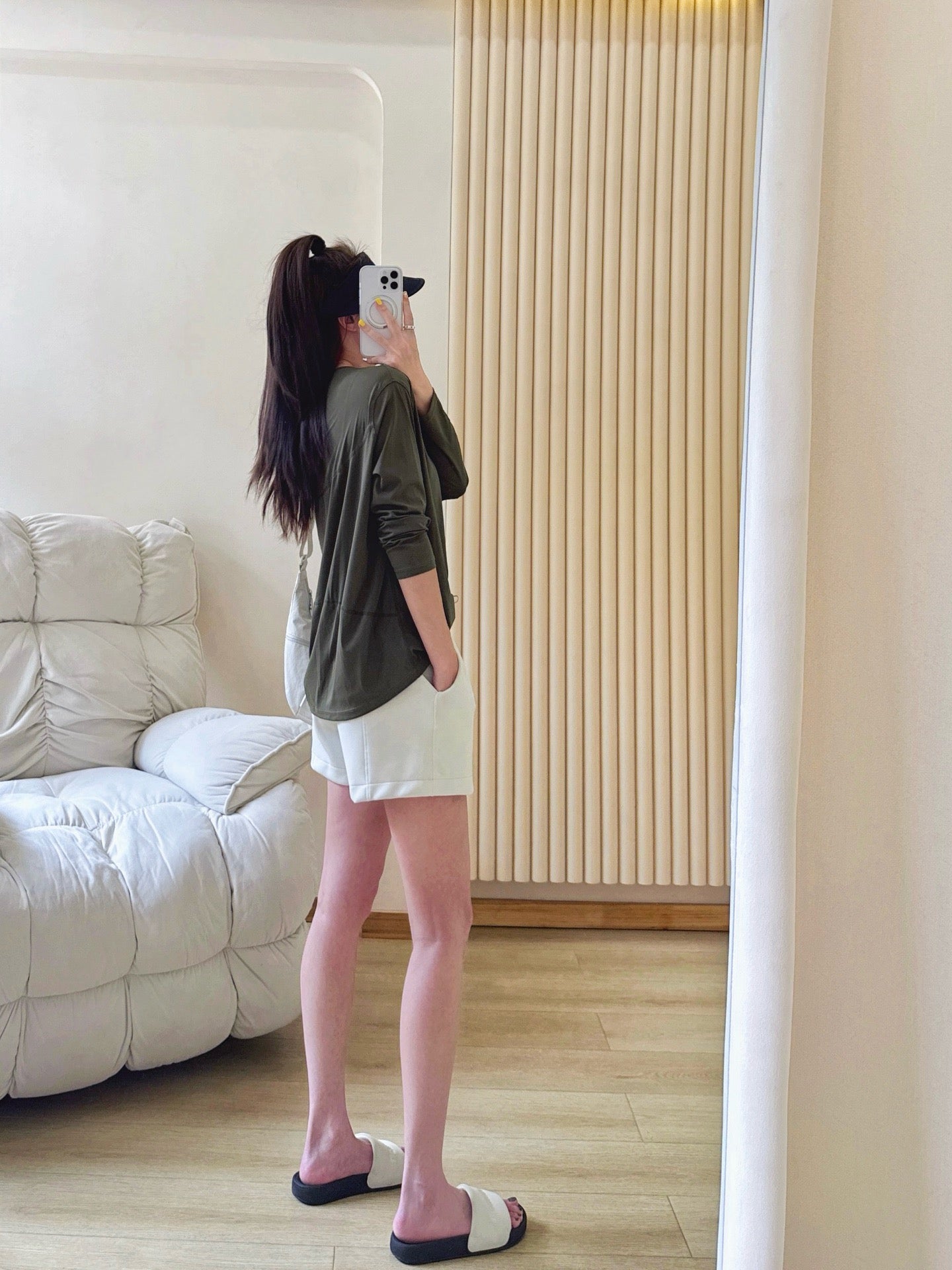 Softstreame Air Layer Movement 4Inch  Magic Pants Casual Loose Versatile Outdoor Summer Yoga Shorts