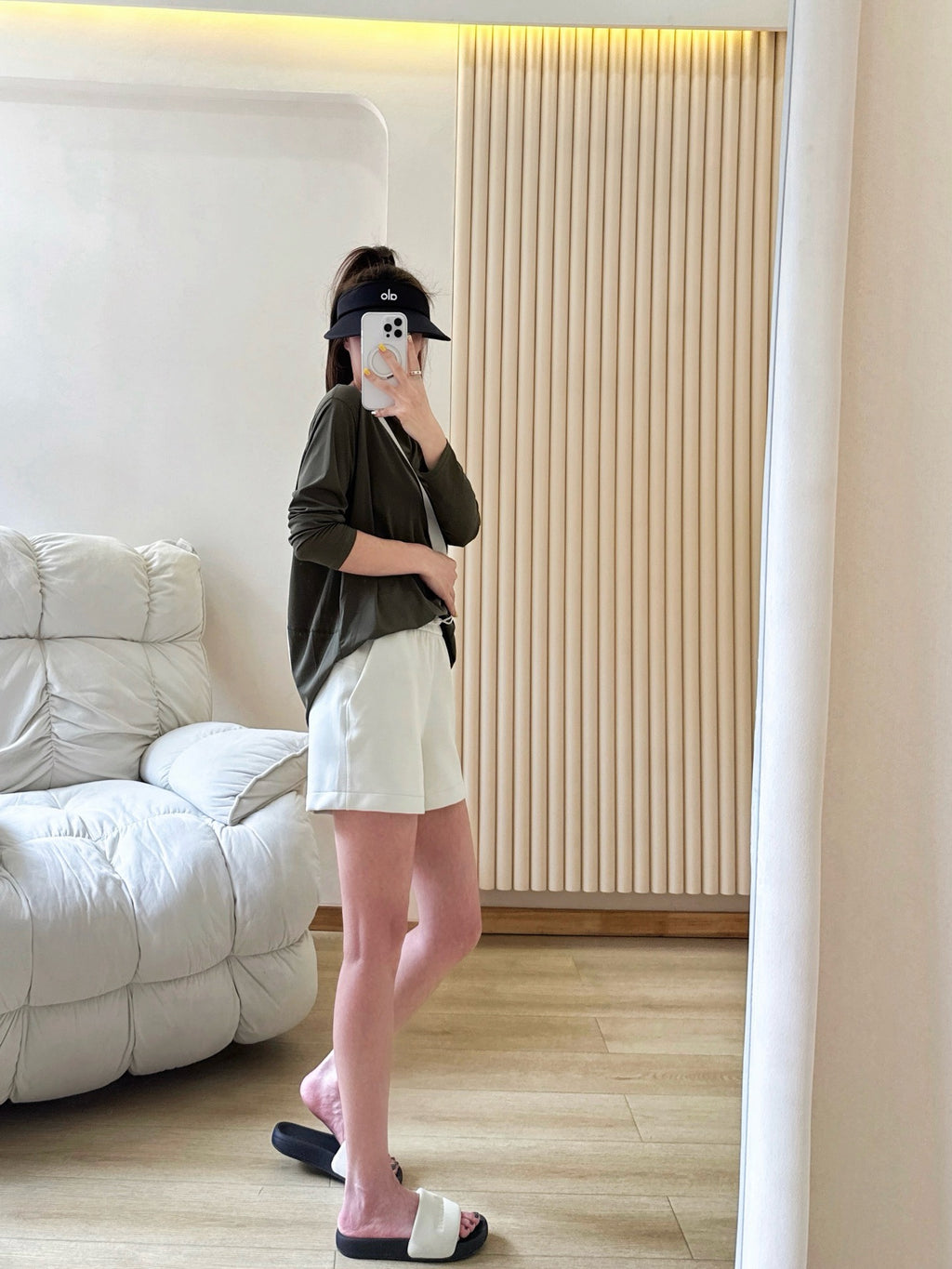 Softstreame Air Layer Movement 4Inch  Magic Pants Casual Loose Versatile Outdoor Summer Yoga Shorts