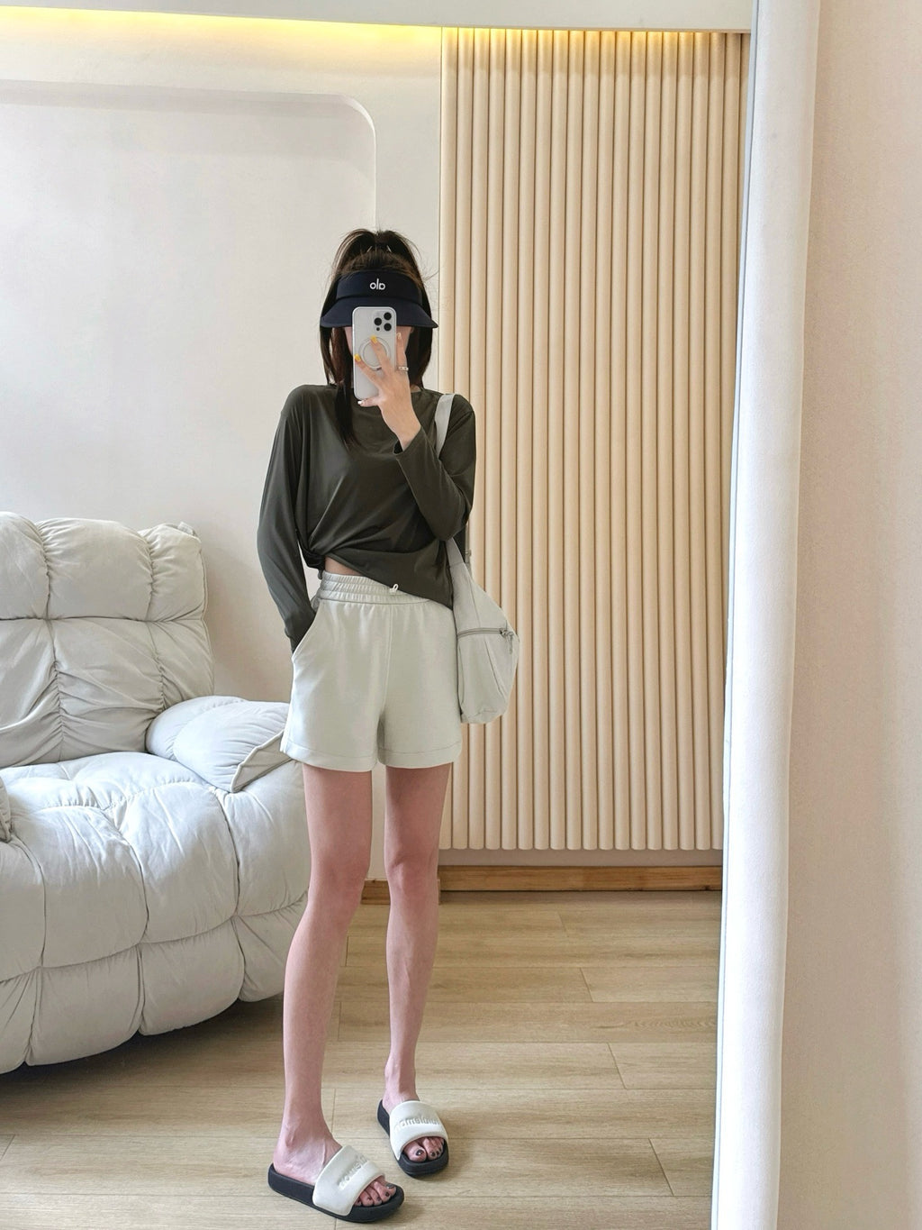 Softstreame Air Layer Movement 4Inch  Magic Pants Casual Loose Versatile Outdoor Summer Yoga Shorts