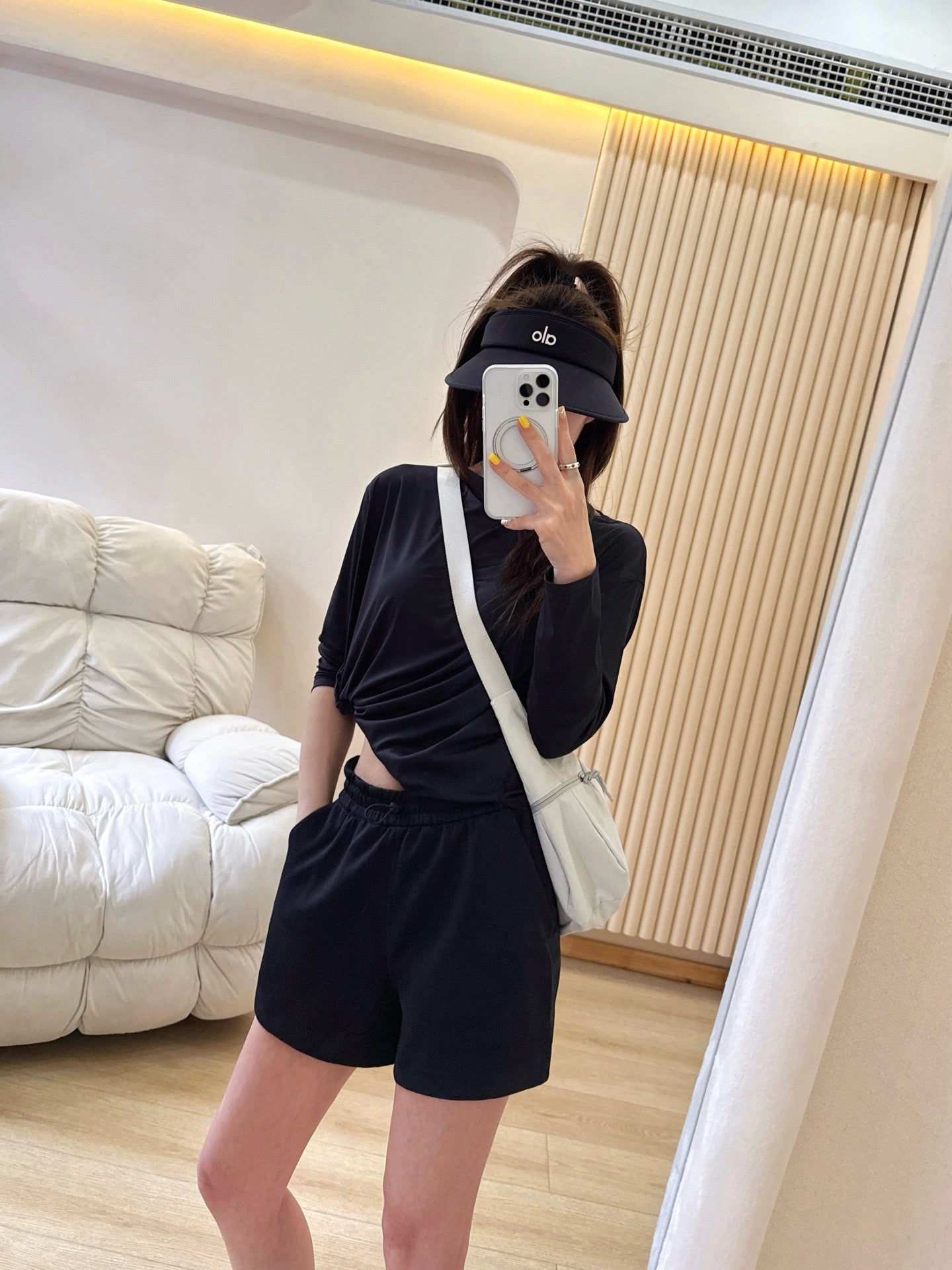 Softstreame Air Layer Movement 4Inch  Magic Pants Casual Loose Versatile Outdoor Summer Yoga Shorts