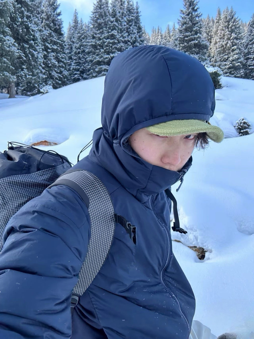 Winter Men's Women's  Unisex Lightweight Cotton Jacket Water-Resistant Hooded Design Windproof Warm Cotton Coat Fashion Trendy Men's Outerwear Lightweight Thermal  Cotton-Padded