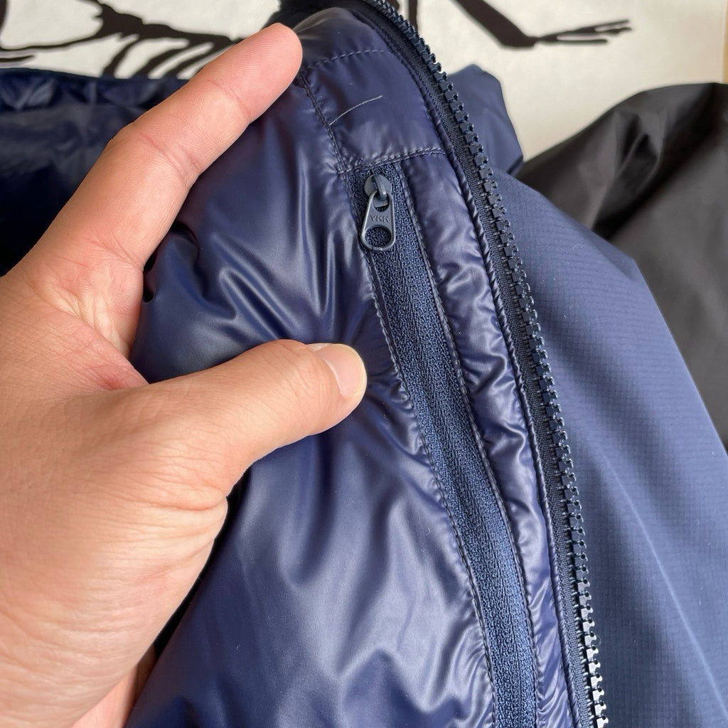 Winter Men's Women's  Unisex Lightweight Cotton Jacket Water-Resistant Hooded Design Windproof Warm Cotton Coat Fashion Trendy Men's Outerwear Lightweight Thermal  Cotton-Padded