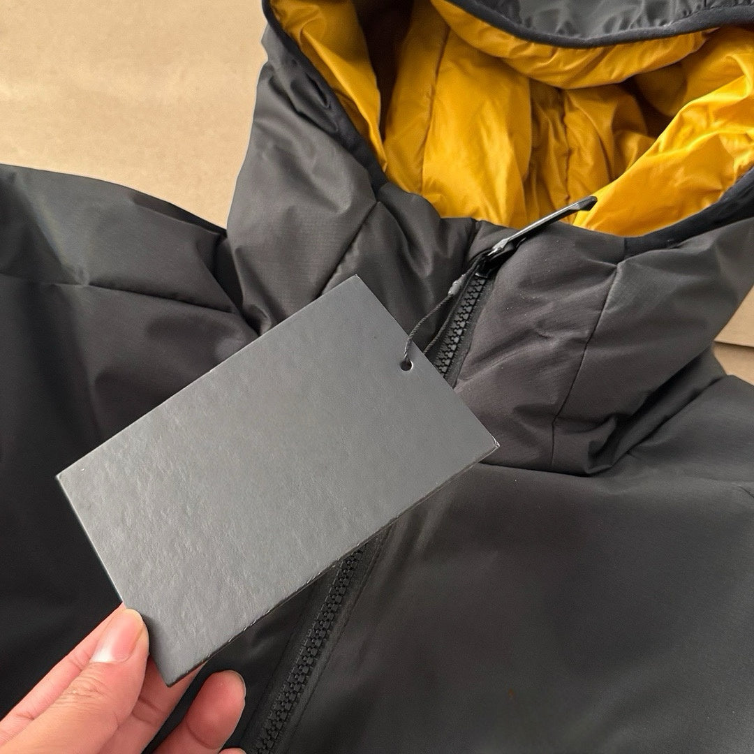 Winter Men's Women's  Unisex Lightweight Cotton Jacket Water-Resistant Hooded Design Windproof Warm Cotton Coat Fashion Trendy Men's Outerwear Lightweight Thermal  Cotton-Padded