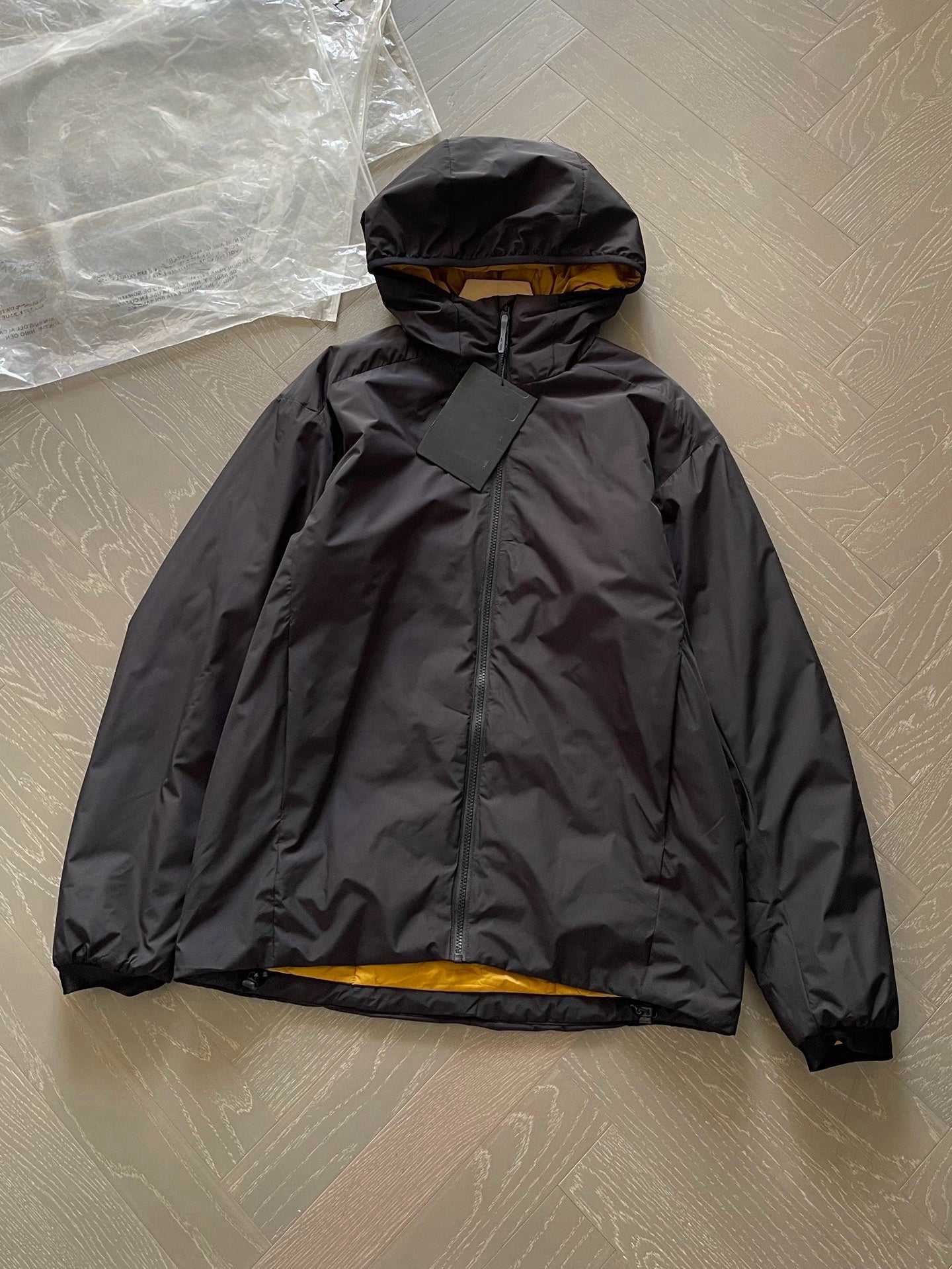 Winter Men's Women's  Unisex Lightweight Cotton Jacket Water-Resistant Hooded Design Windproof Warm Cotton Coat Fashion Trendy Men's Outerwear Lightweight Thermal  Cotton-Padded