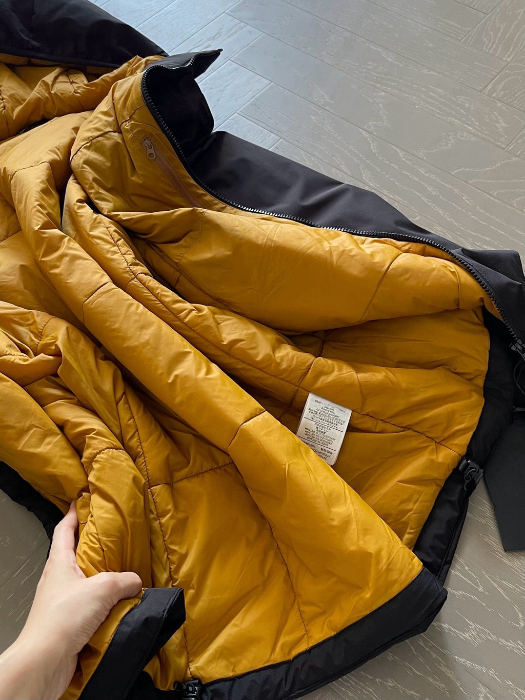 Winter Men's Women's  Unisex Lightweight Cotton Jacket Water-Resistant Hooded Design Windproof Warm Cotton Coat Fashion Trendy Men's Outerwear Lightweight Thermal  Cotton-Padded