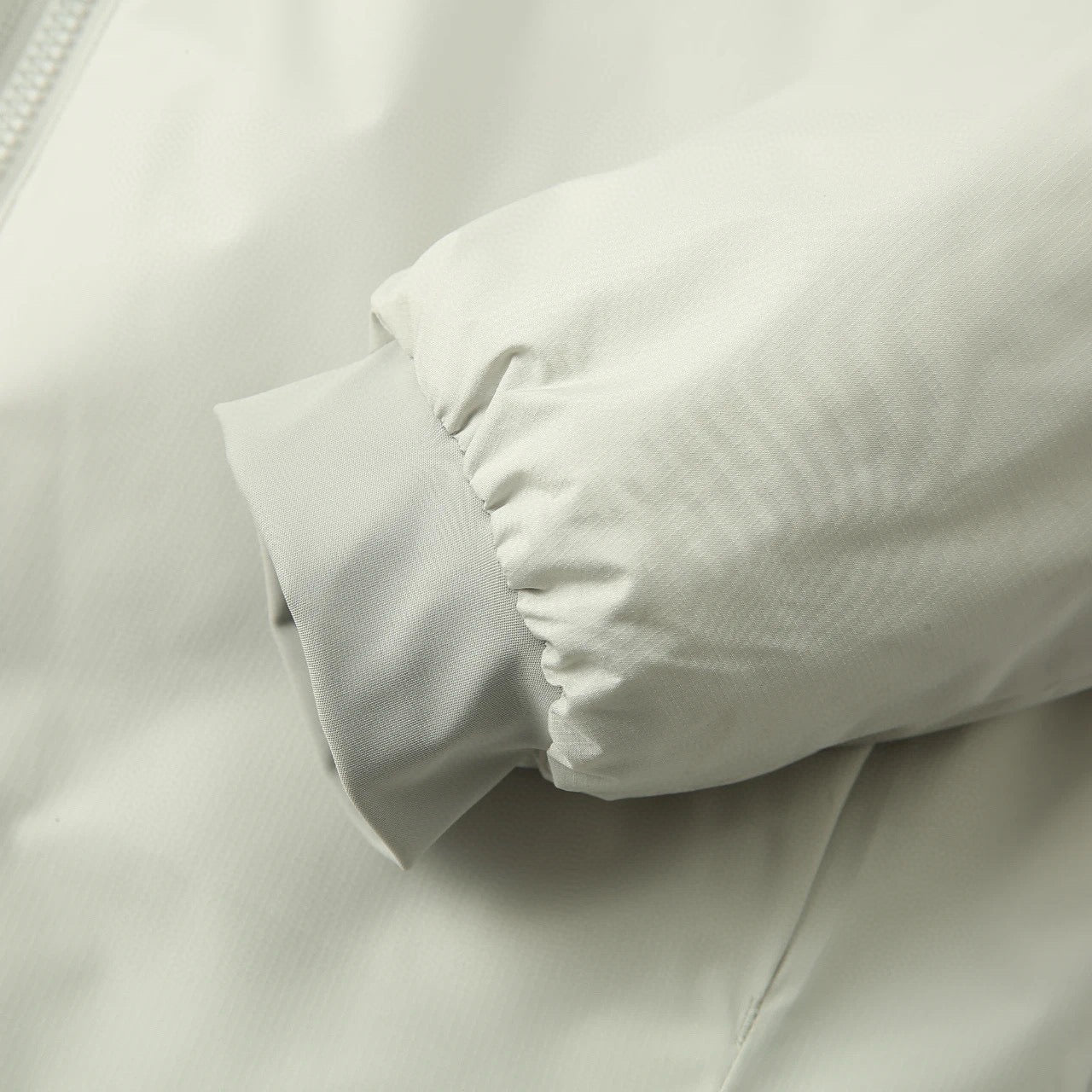 Winter Men's Women's  Unisex Lightweight Cotton Jacket Water-Resistant Hooded Design Windproof Warm Cotton Coat Fashion Trendy Men's Outerwear Lightweight Thermal  Cotton-Padded