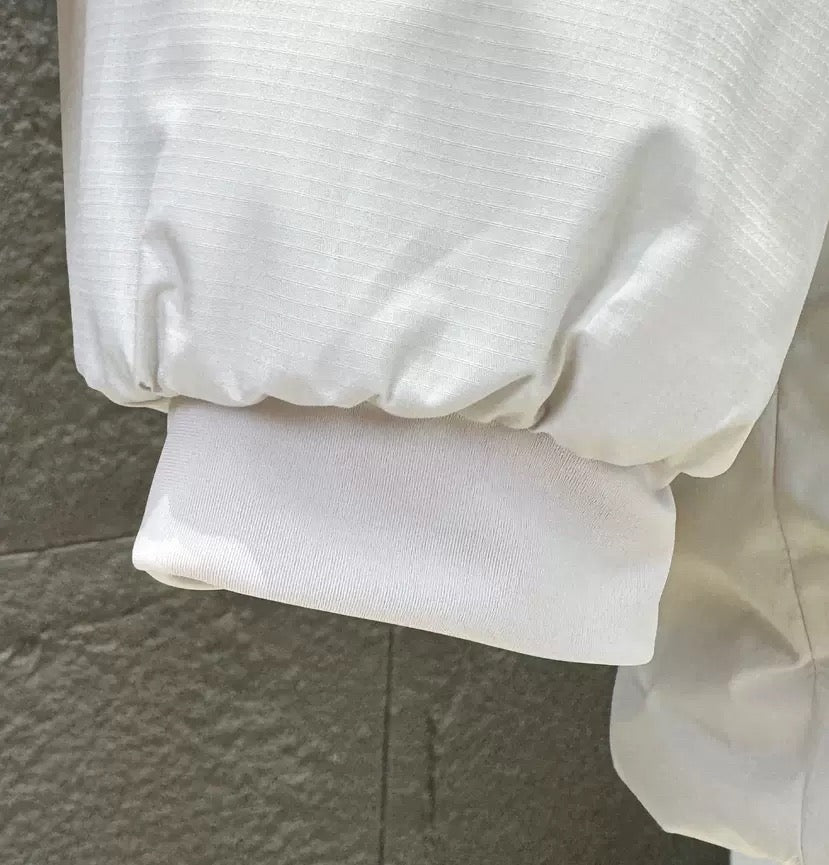 Winter Men's Women's  Unisex Lightweight Cotton Jacket Water-Resistant Hooded Design Windproof Warm Cotton Coat Fashion Trendy Men's Outerwear Lightweight Thermal  Cotton-Padded