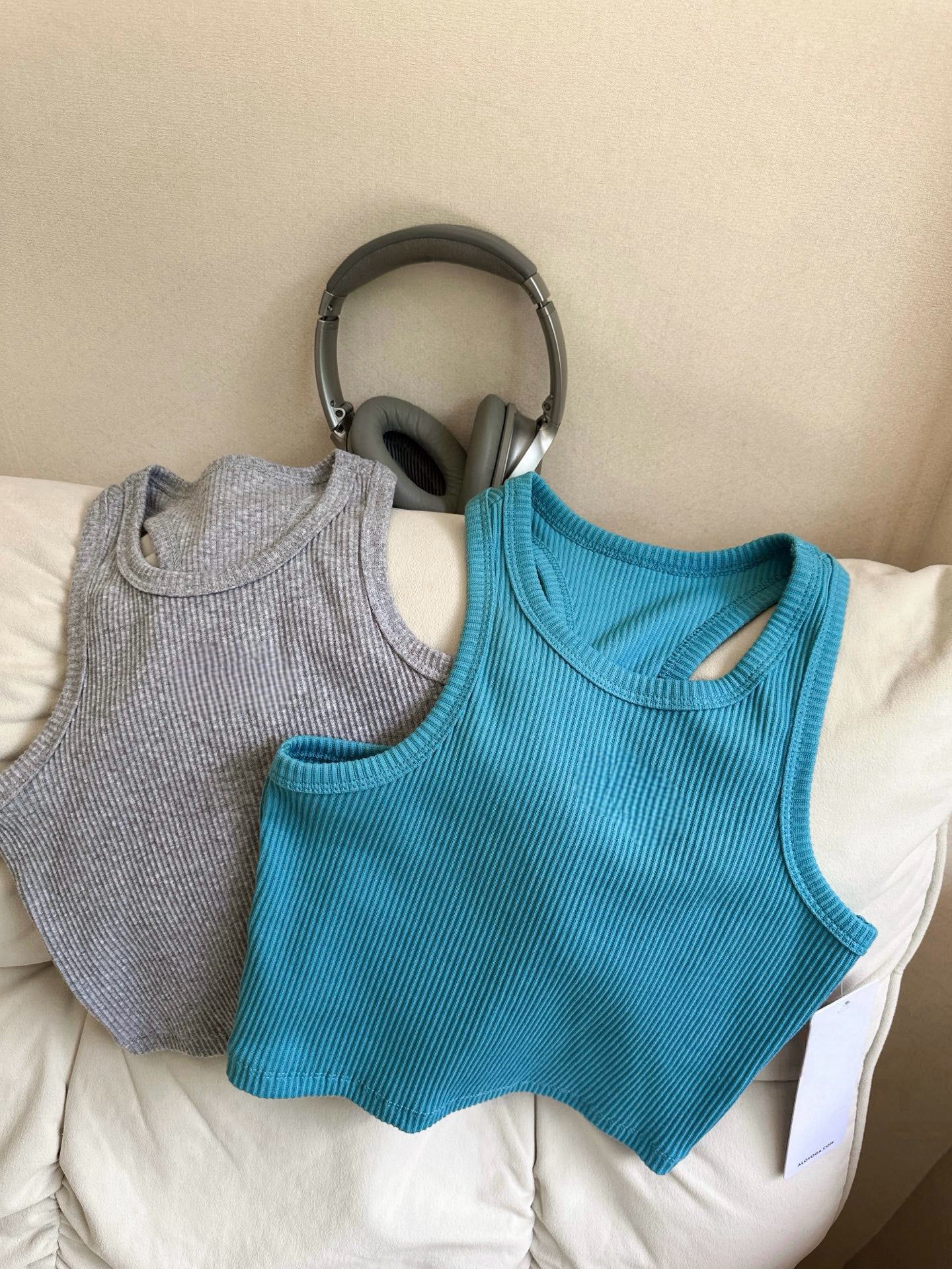 Activewear Ribbed Tank Top Women Anti-Stripe Vest Short Yoga Running Sports Versatile Fitness Top Breathable Ribbed for Women All-Sport No Padding Lightweight in Multi-Colors