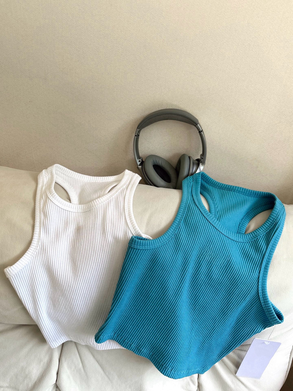 Activewear Ribbed Tank Top Women Anti-Stripe Vest Short Yoga Running Sports Versatile Fitness Top Breathable Ribbed for Women All-Sport No Padding Lightweight in Multi-Colors